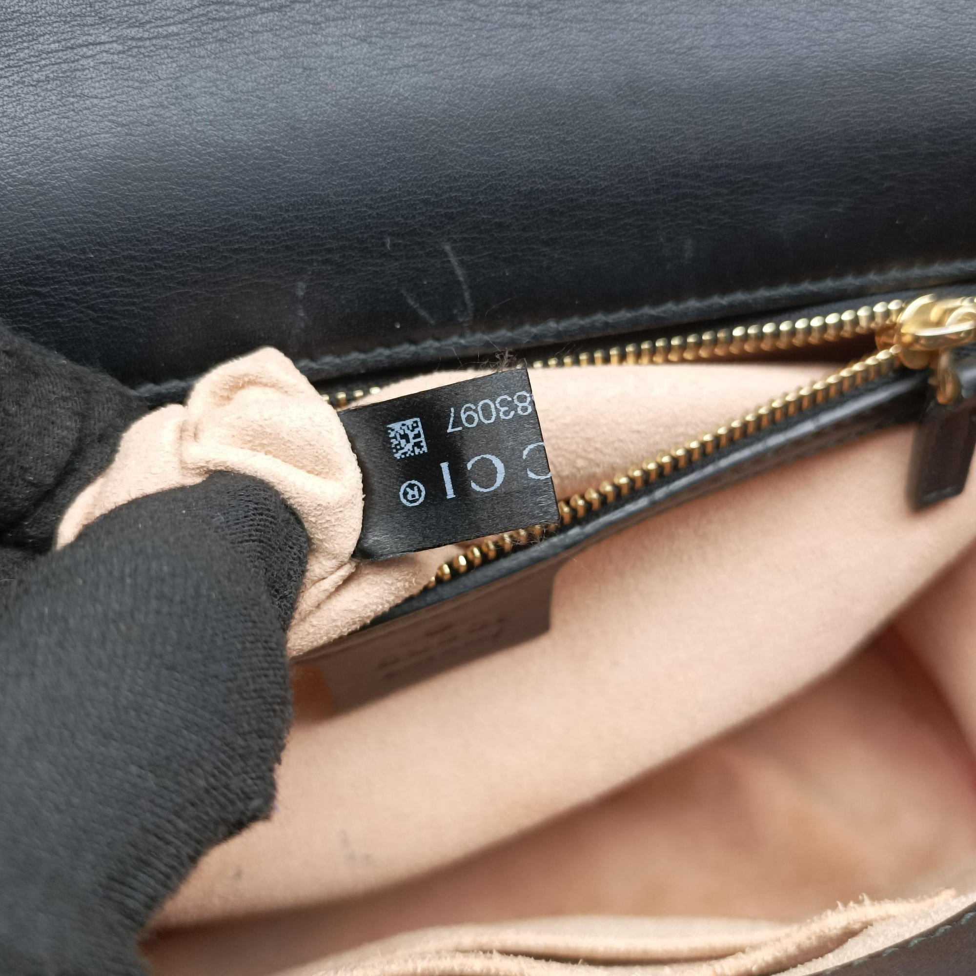 Pre-owned Gucci Padlock Beige x Black PVC coated canvas x Leather 409486 shoulderbag | stylenewstar