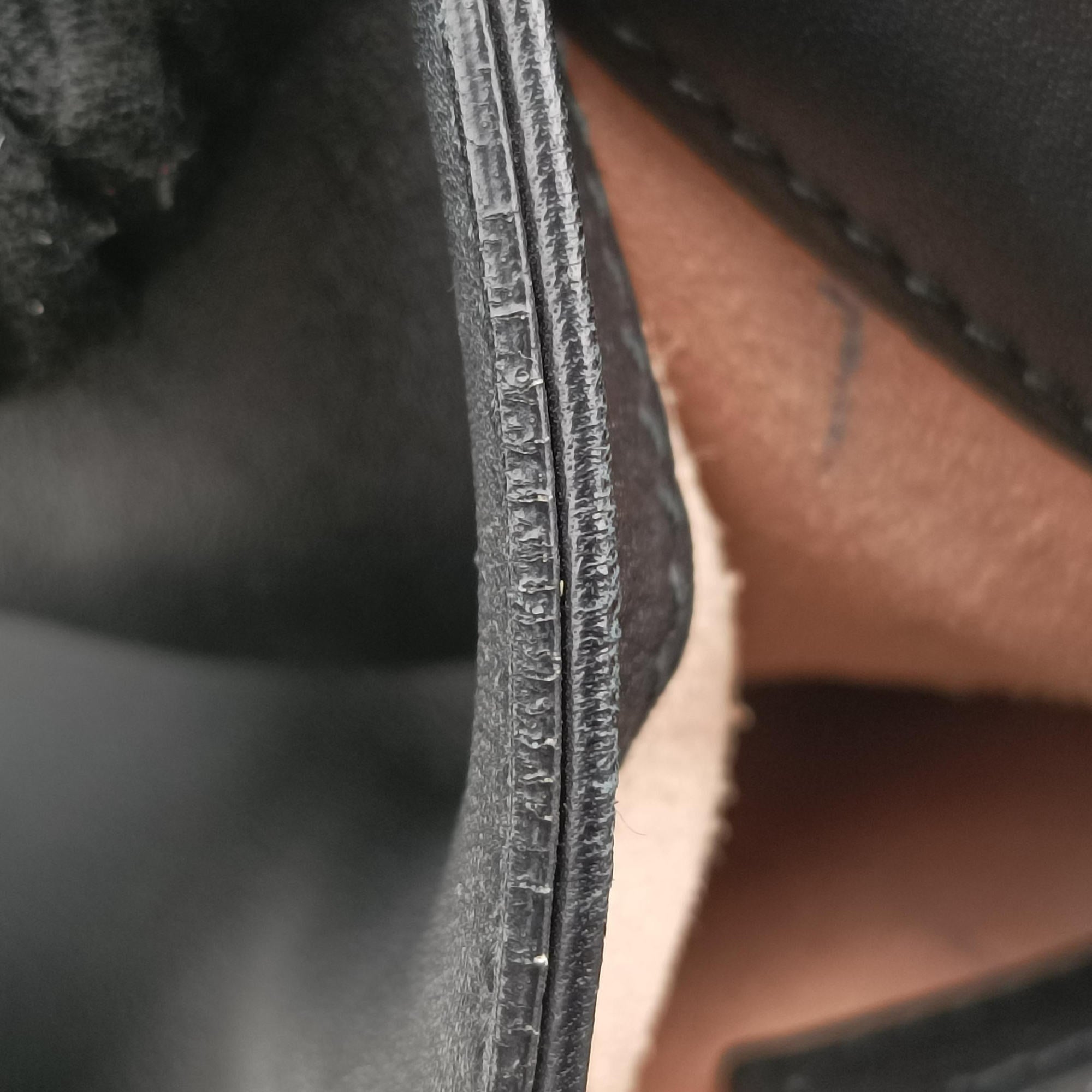 Pre-owned Gucci Padlock Beige x Black PVC coated canvas x Leather 409486 shoulderbag | stylenewstar