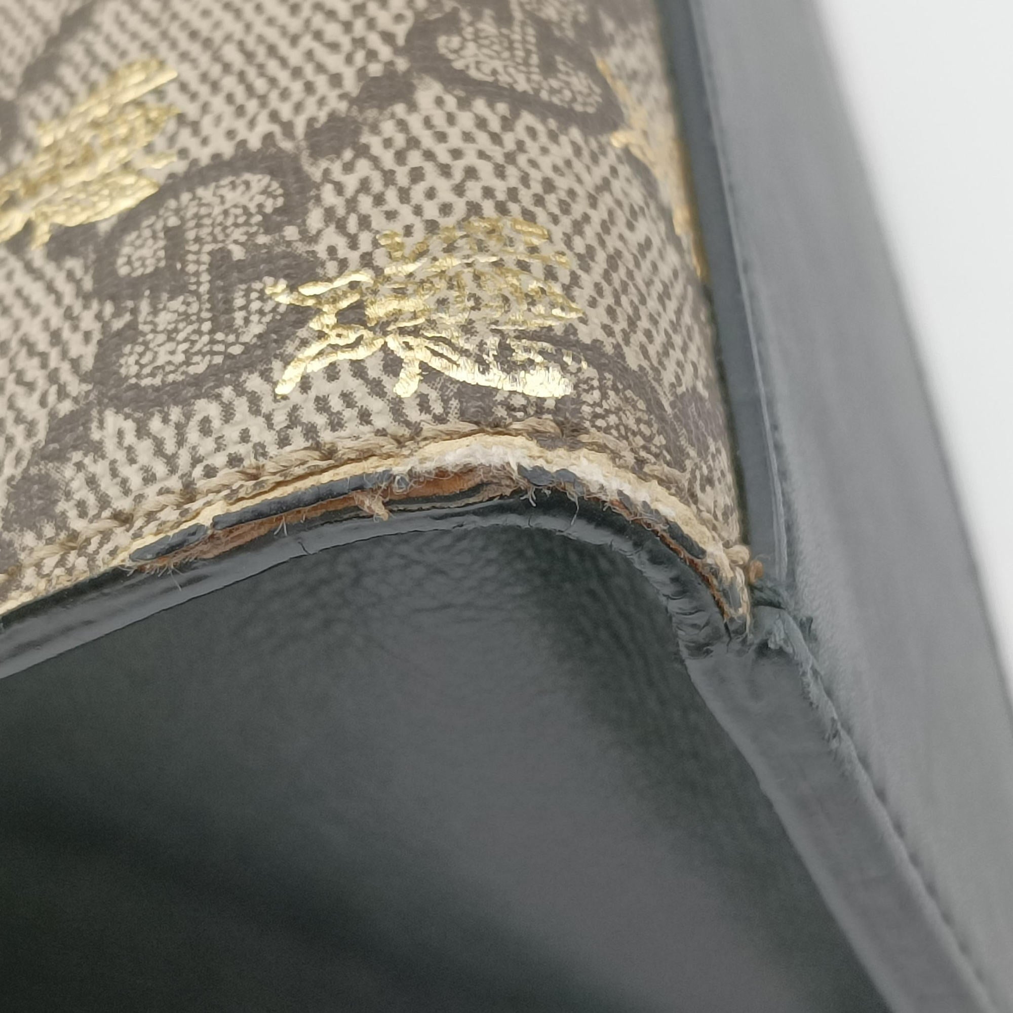 Pre-owned Gucci Padlock Beige x Black PVC coated canvas x Leather 409486 shoulderbag | stylenewstar