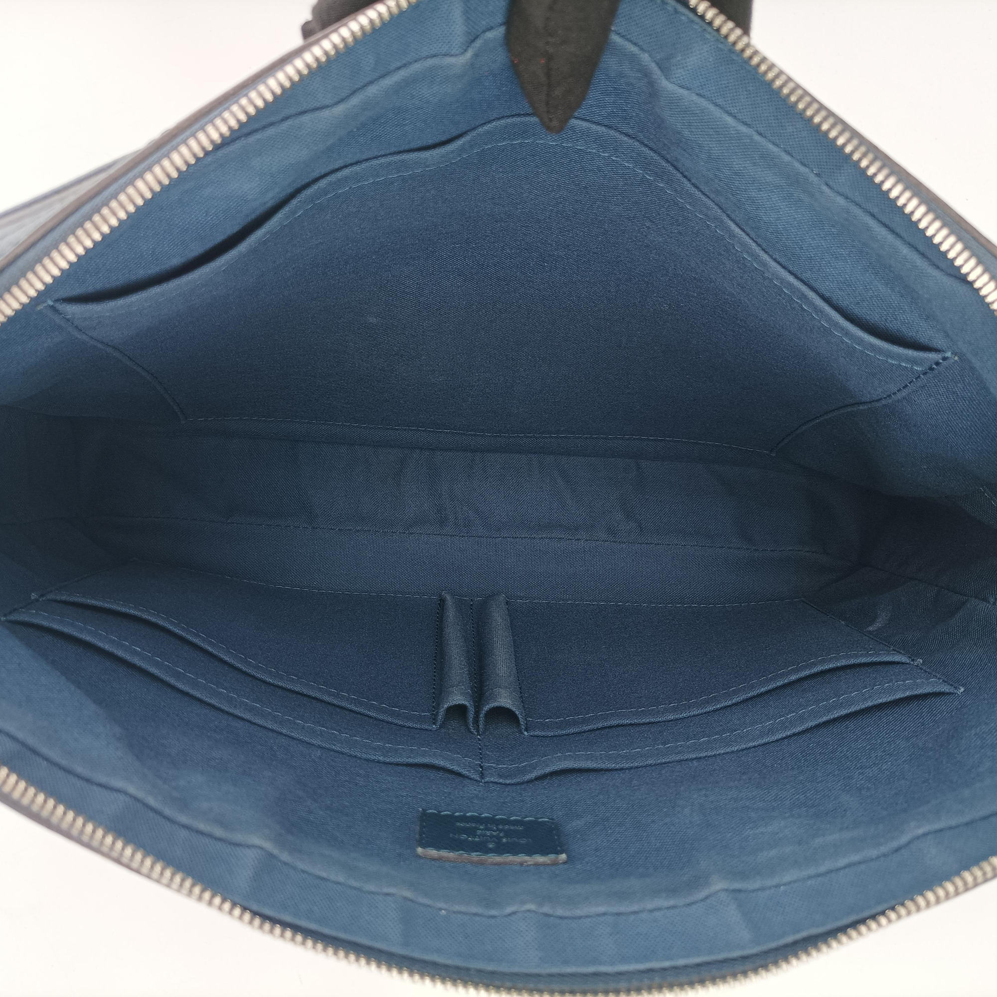 Pre-owned Louis Vuitton Porto Document Business MM Ocean Blue Taiga M32705 handbag | stylenewstar