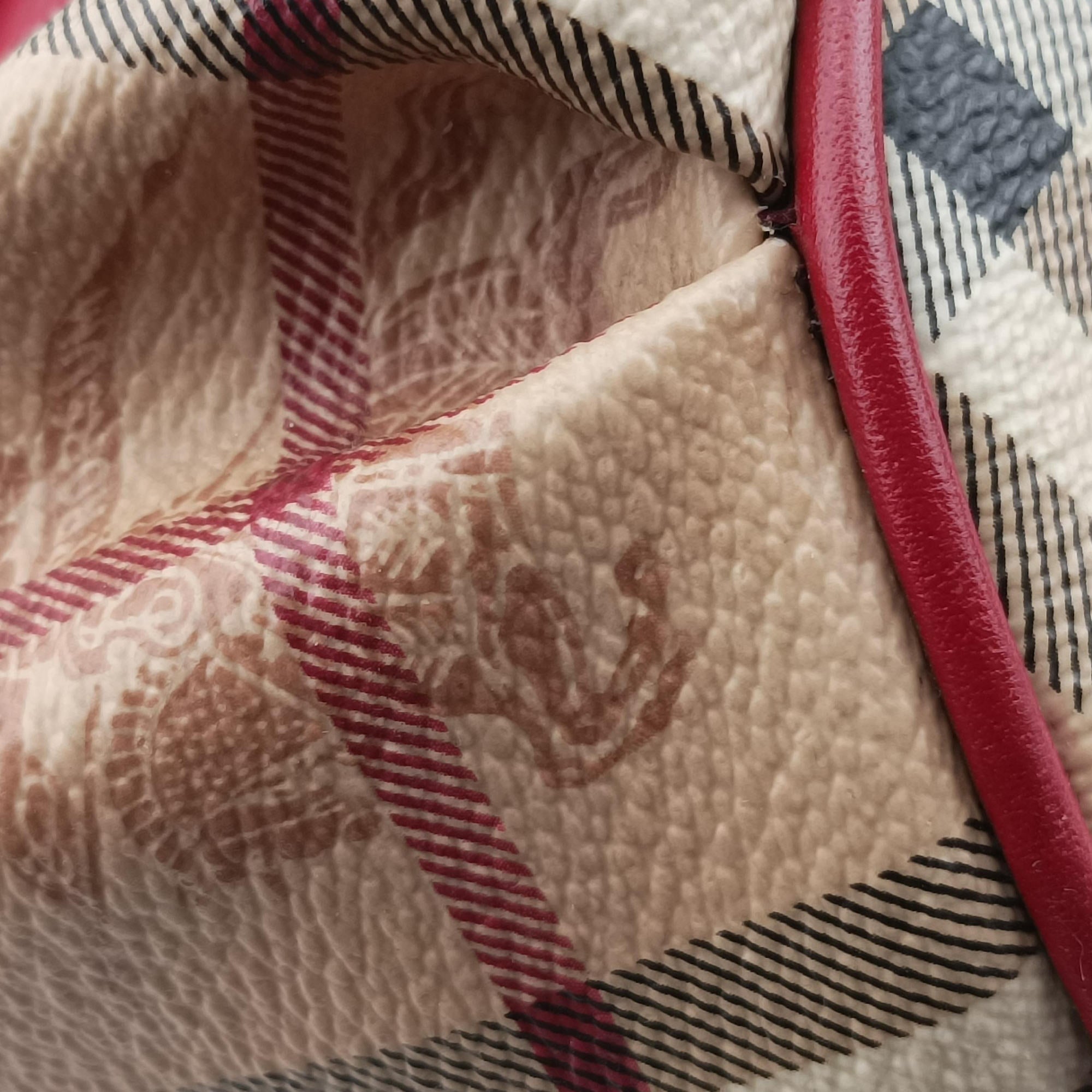 Pre-owned Burberry Haymarket Check Beige × Military Red Coated Canvas × Leather 2wayショルダーバッグ shoulderbag | stylenewstar