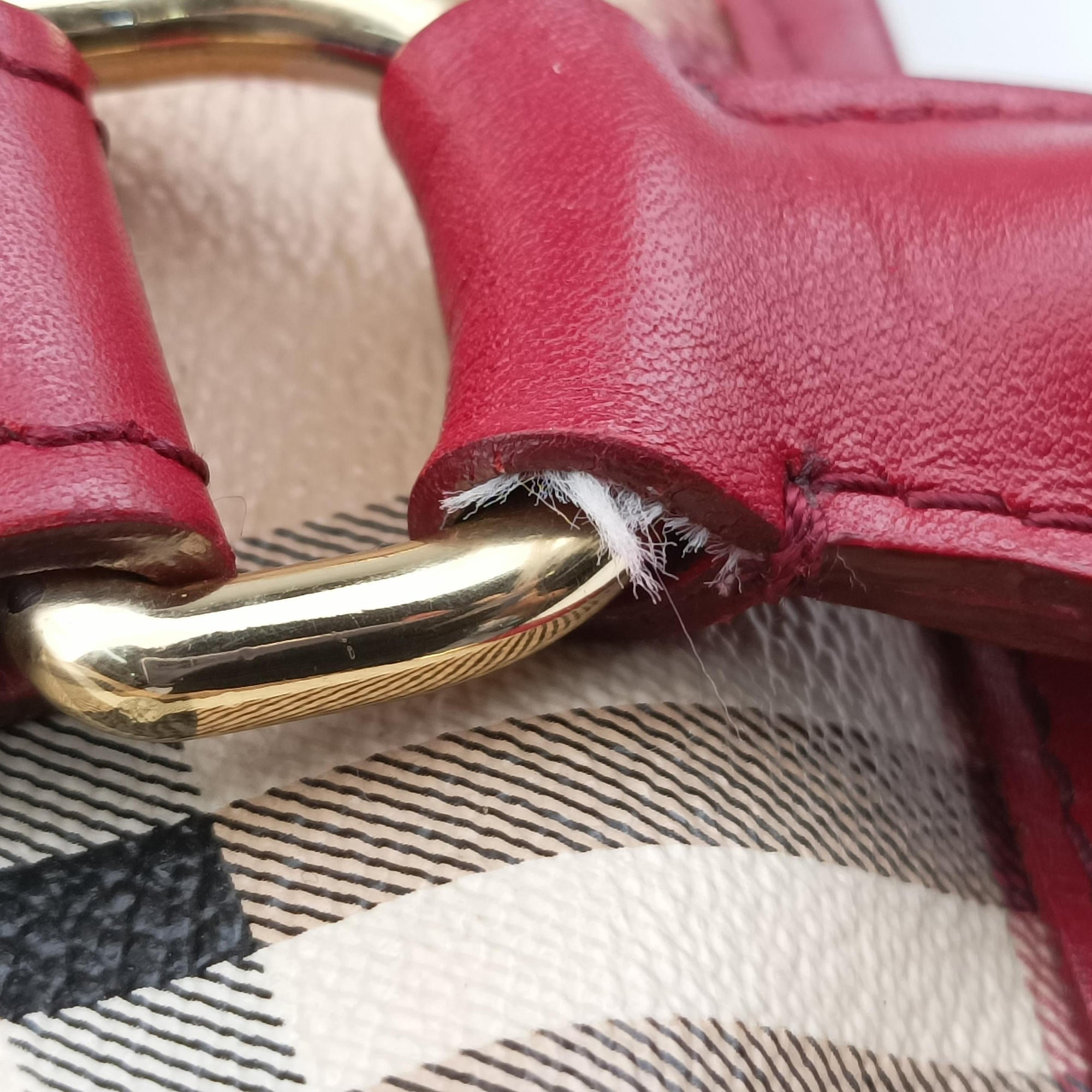 Pre-owned Burberry Haymarket Check Beige × Military Red Coated Canvas × Leather 2wayショルダーバッグ shoulderbag | stylenewstar
