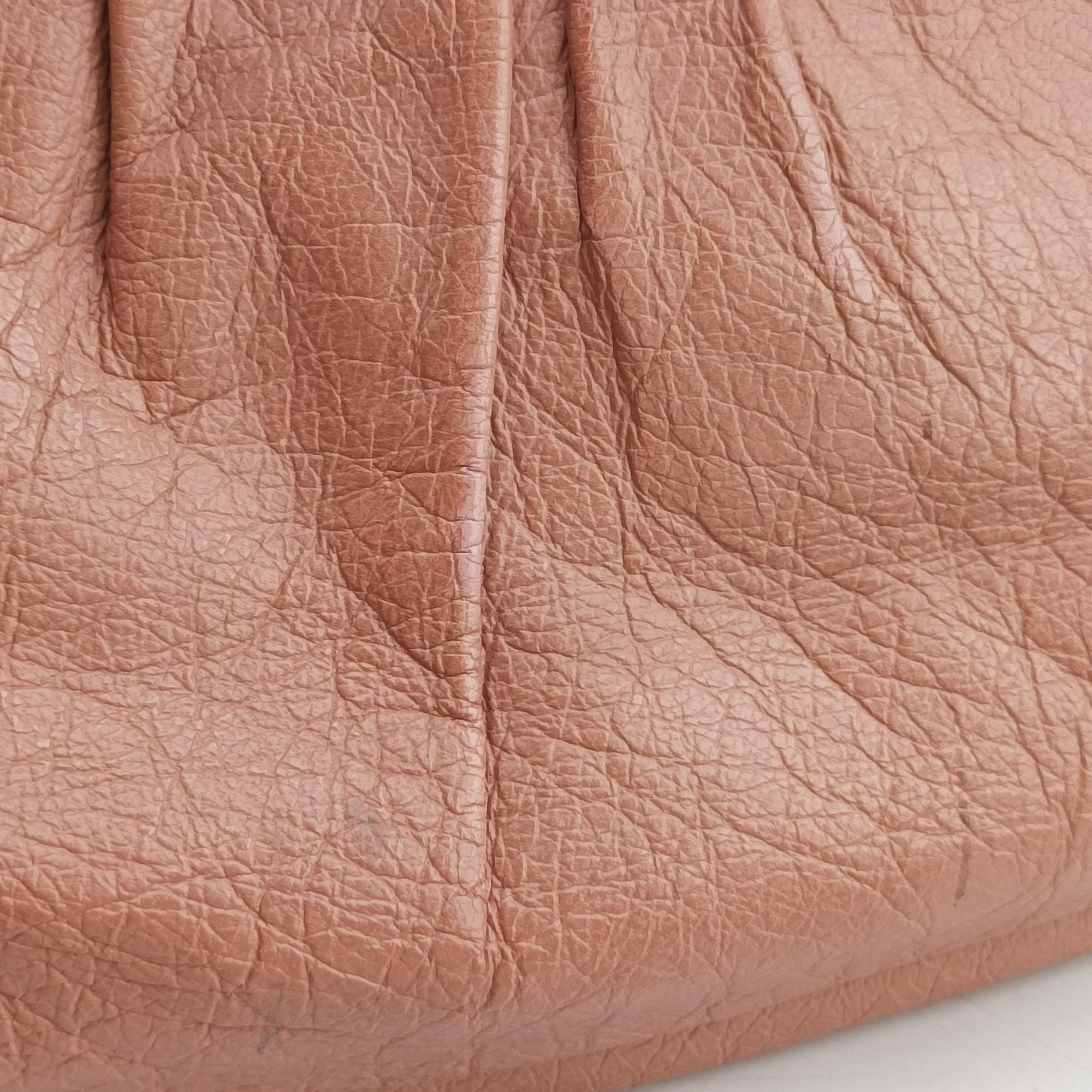 Vintage Fendi selleria flap pink Leather 8BR356 shoulderbag | stylenewstar