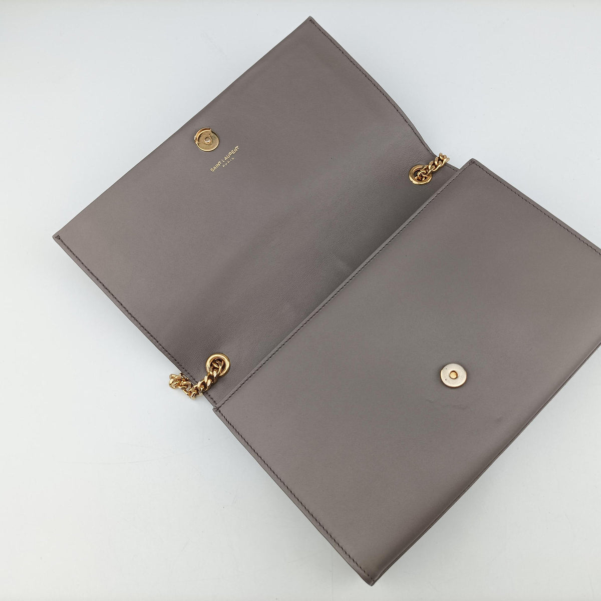 Pre-owned Yves Saint Laurent KATE Grey Leather 354119 shoulderbag | stylenewstar