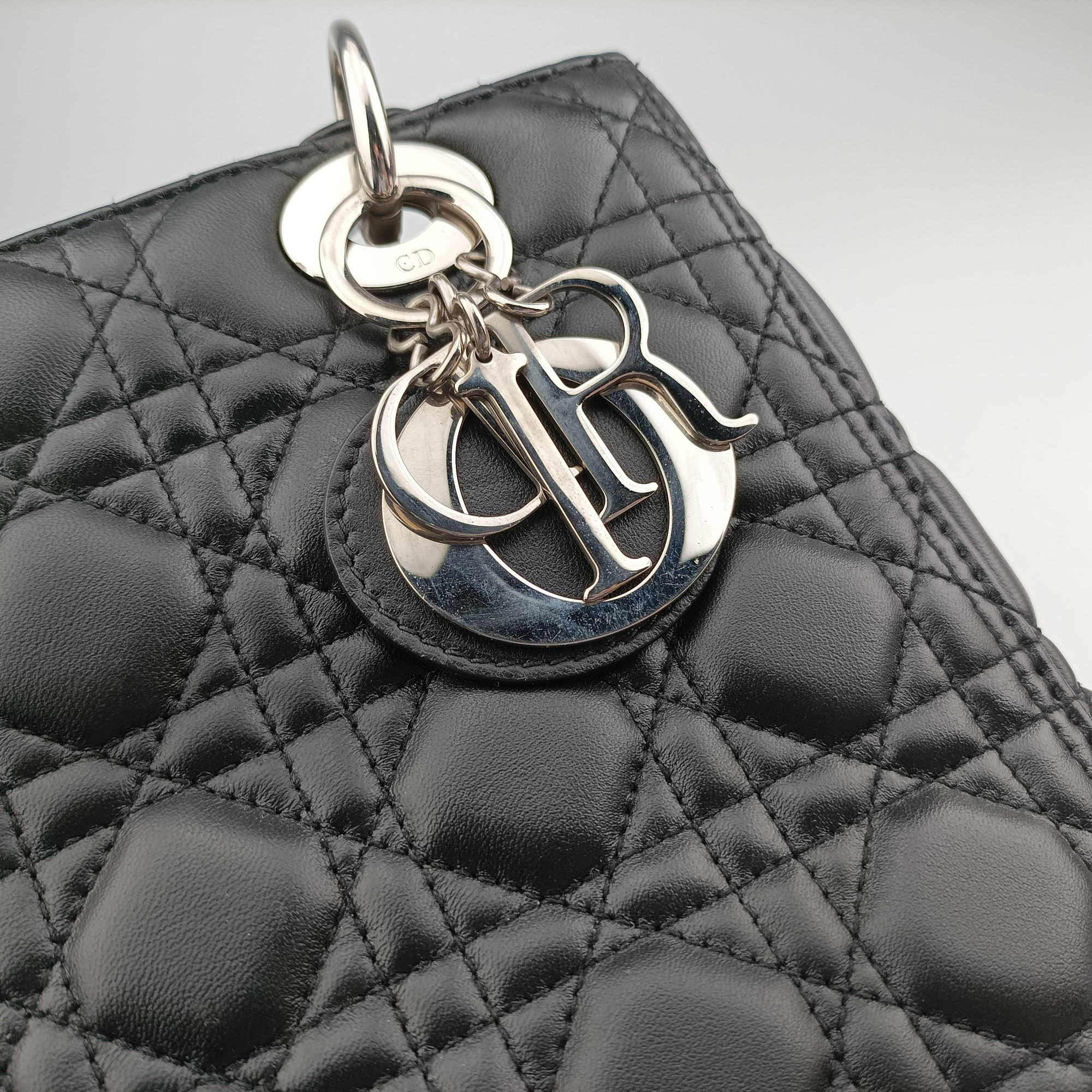 Pre-owned Christian Dior Lady Dior Black lambskin  shoulderbag | stylenewstar