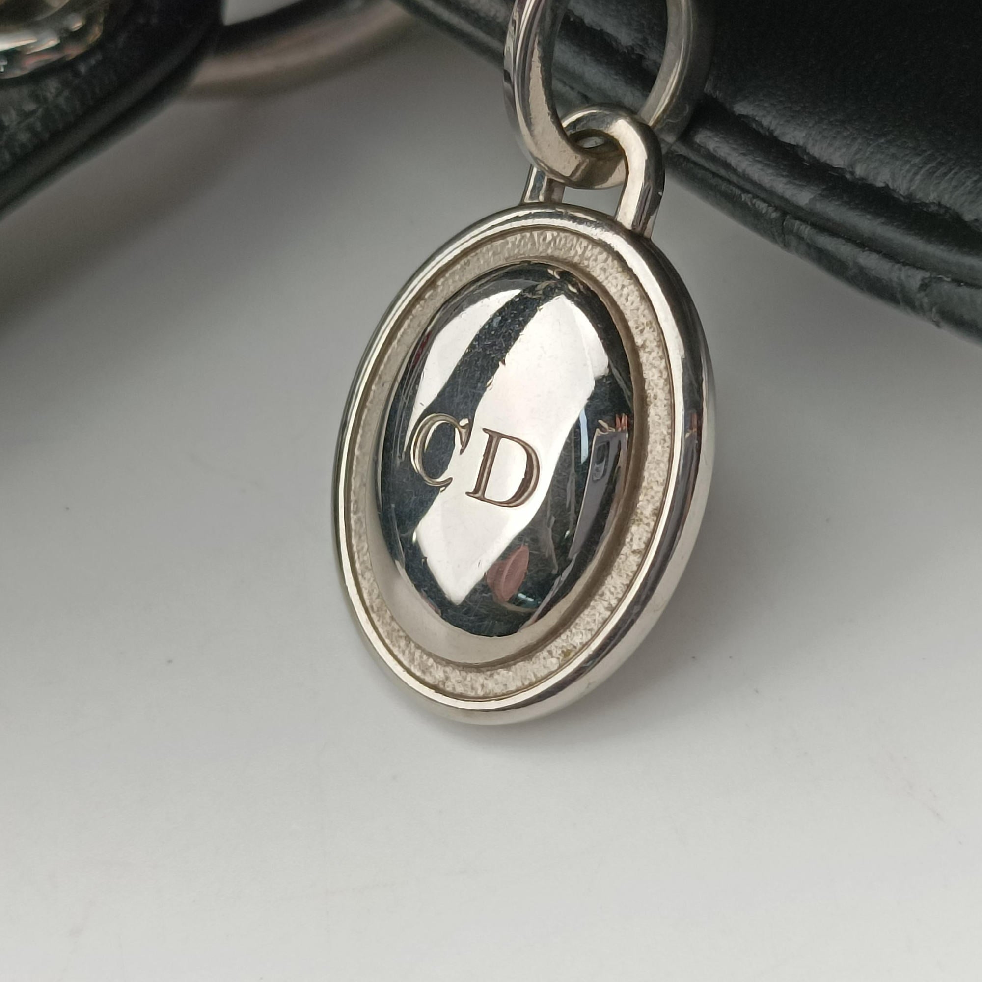 Pre-owned Christian Dior Lady Dior Black lambskin  shoulderbag | stylenewstar