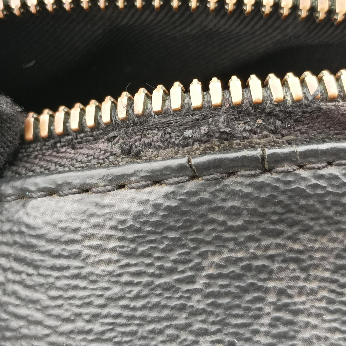 Pre-owned Louis Vuitton Apollo Noir Monogram Eclipse M43186 backpack/rucksack | stylenewstar