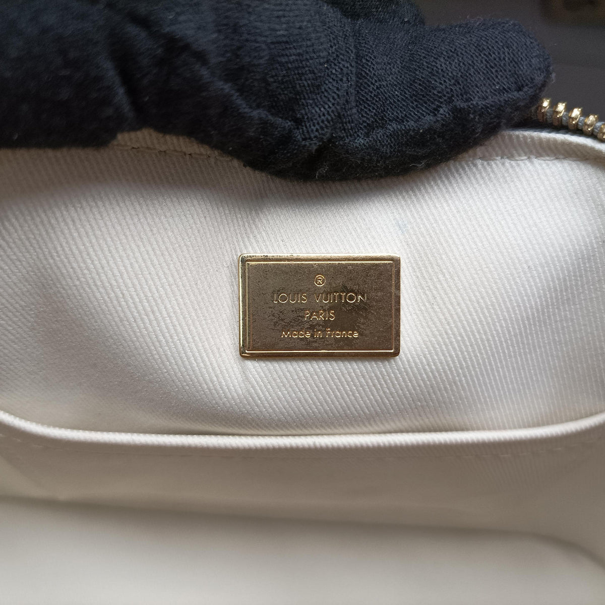 Pre-owned Louis Vuitton Alma BB Argent Monogram Vernis M90484 shoulderbag | stylenewstar