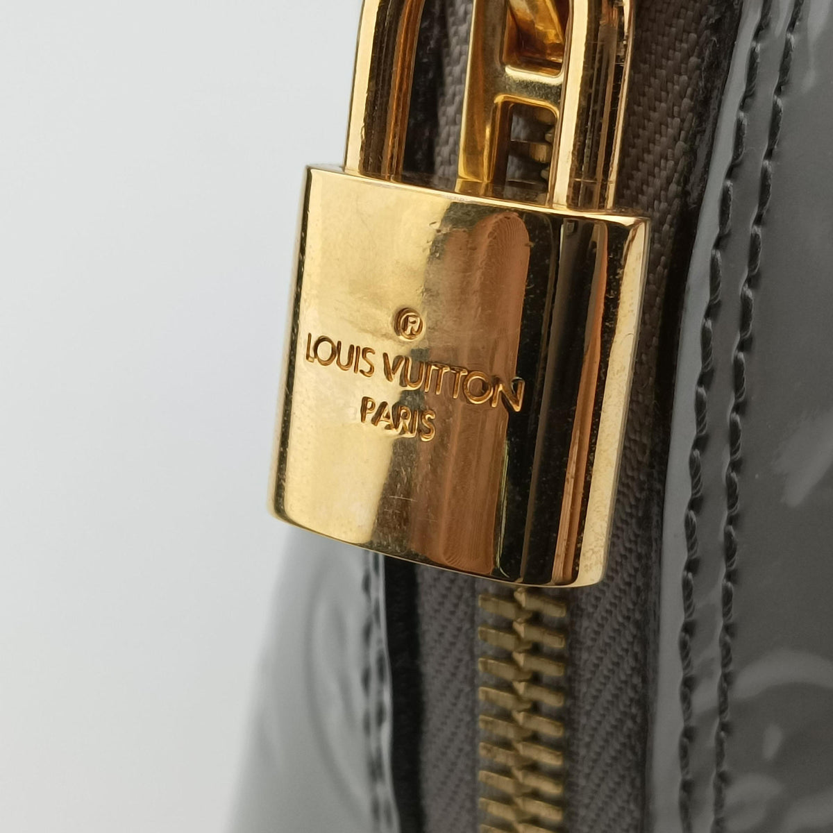 Pre-owned Louis Vuitton Alma BB Argent Monogram Vernis M90484 shoulderbag | stylenewstar