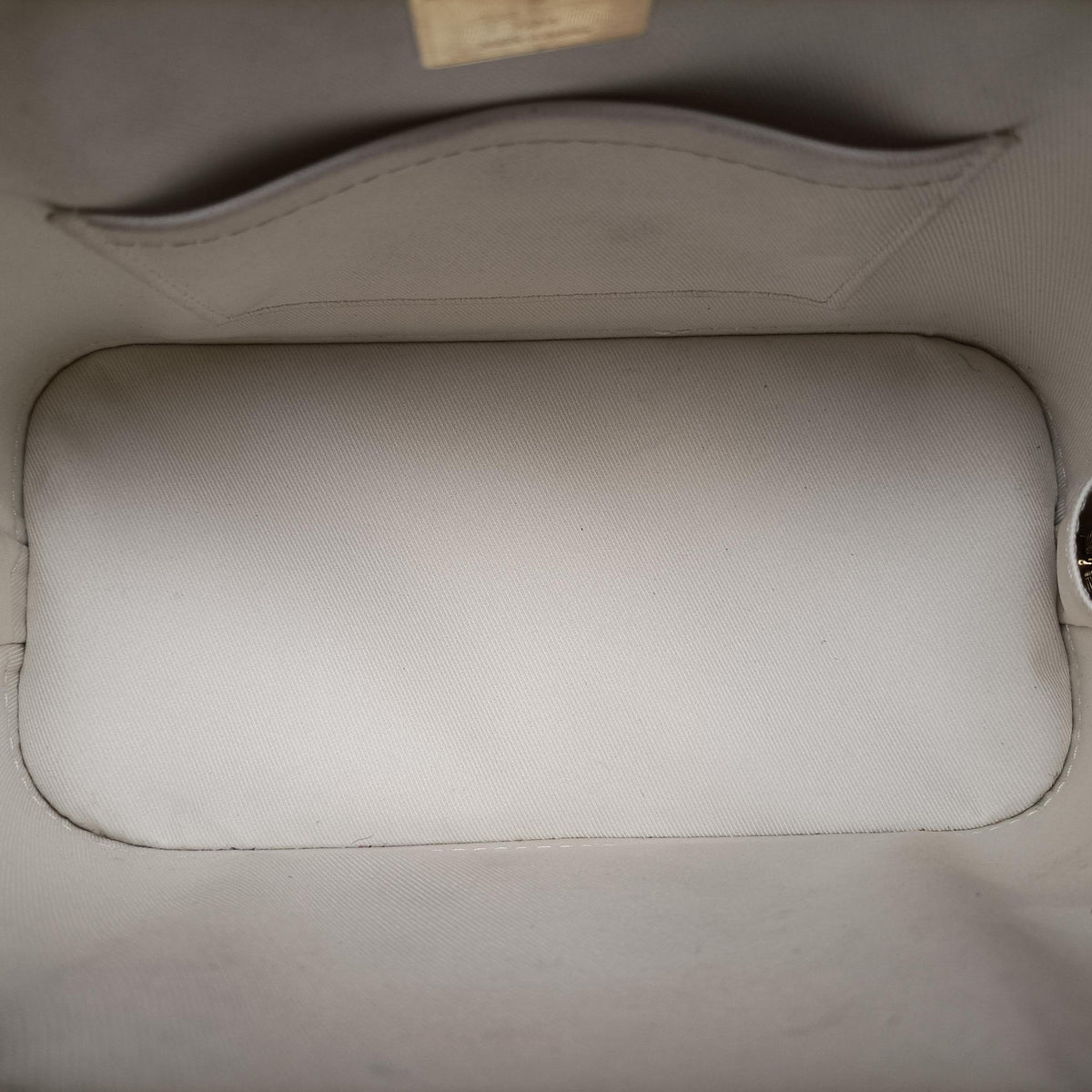Pre-owned Louis Vuitton Alma BB Argent Monogram Vernis M90484 shoulderbag | stylenewstar
