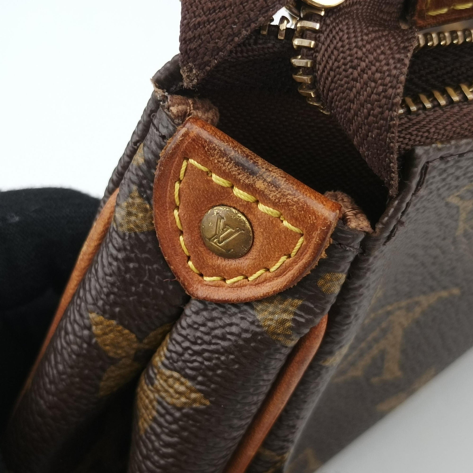 Pre-owned Louis Vuitton EVA brown Monogram Canvas M95567 shoulderbag | stylenewstar