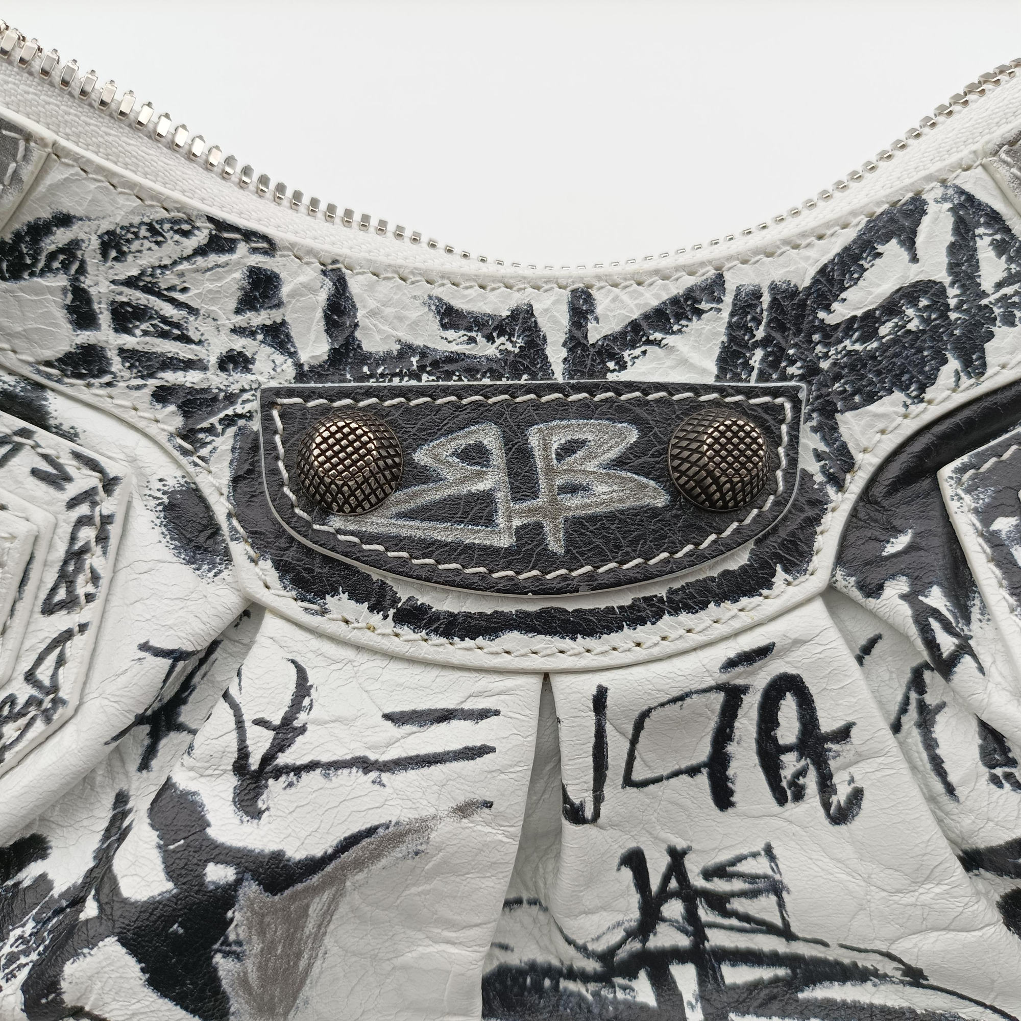 Vintage Balenciaga Le Cagole White × Black lambskin  shoulderbag | stylenewstar