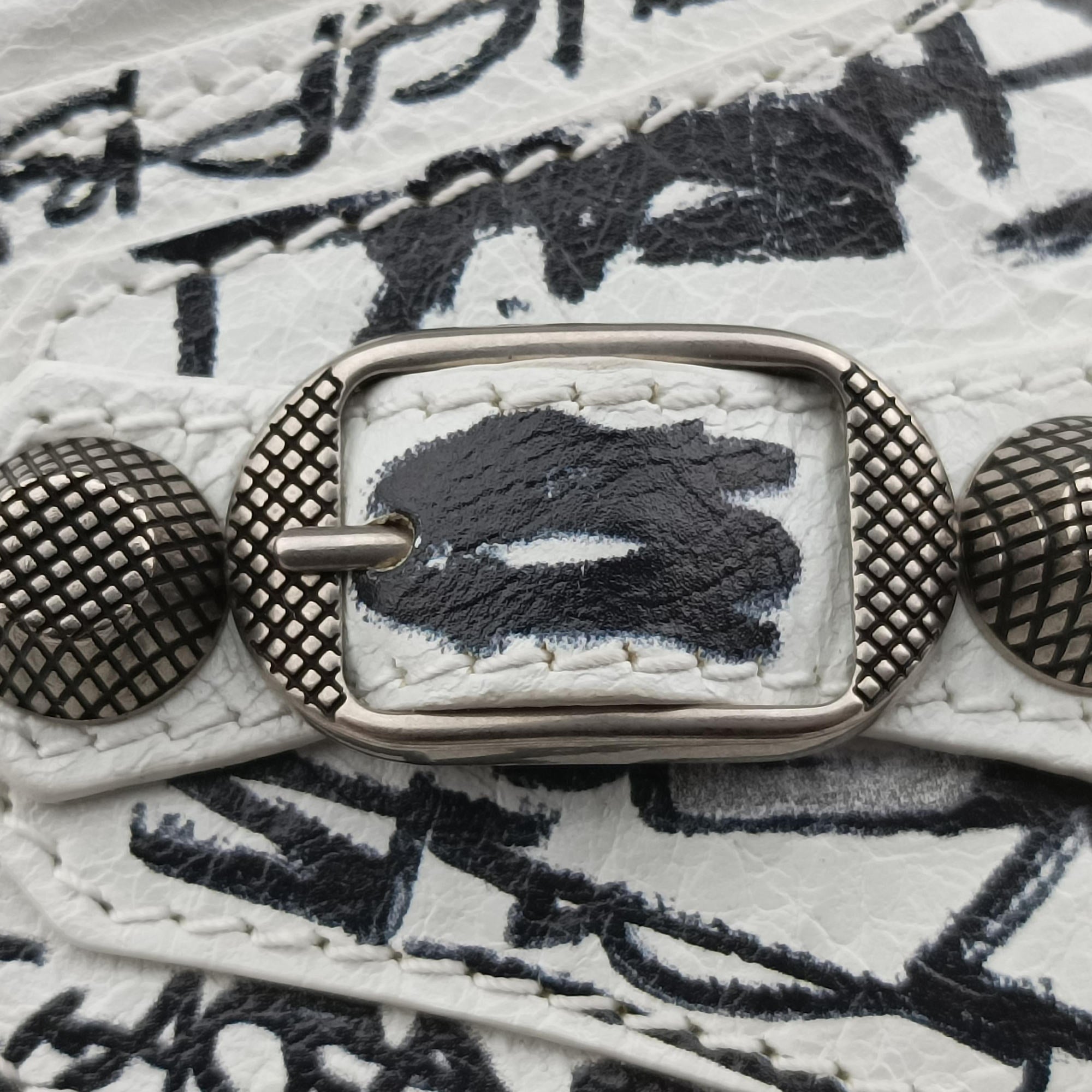 Vintage Balenciaga Le Cagole White × Black lambskin  shoulderbag | stylenewstar