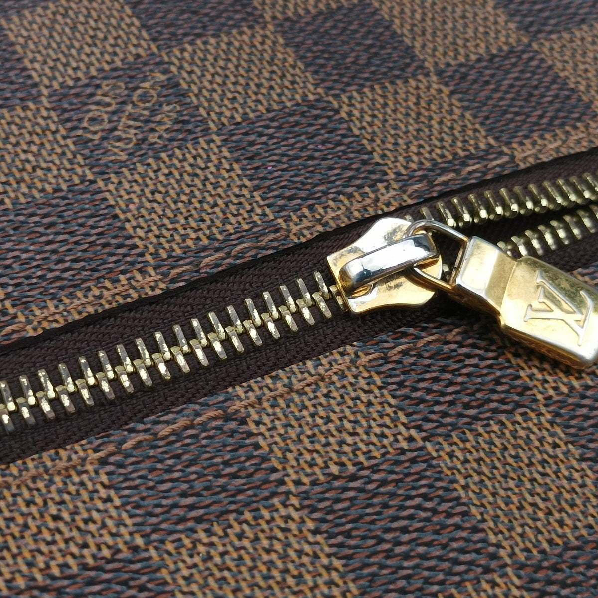 Secondhand Louis Vuitton BROOKLYN MM EBENE Damier Canvas N51211 shoulderbag | stylenewstar