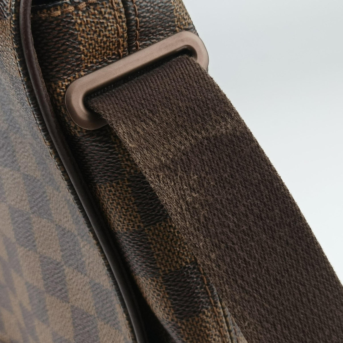 Secondhand Louis Vuitton BROOKLYN MM EBENE Damier Canvas N51211 shoulderbag | stylenewstar
