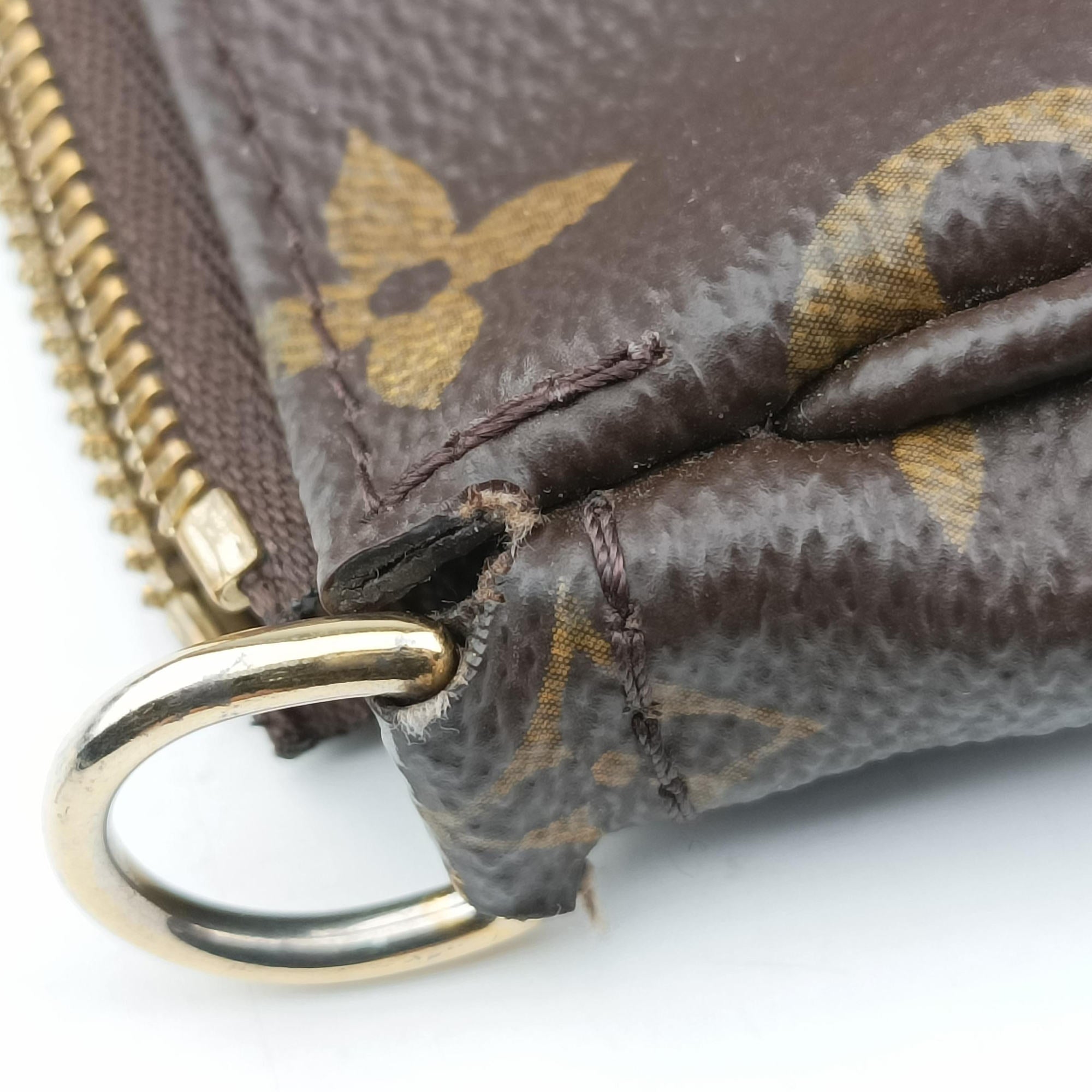 Pre-owned Louis Vuitton MULTI POCHETTE ACCESSOIRES brown×khaki Monogram Canvas M44840 shoulderbag | stylenewstar