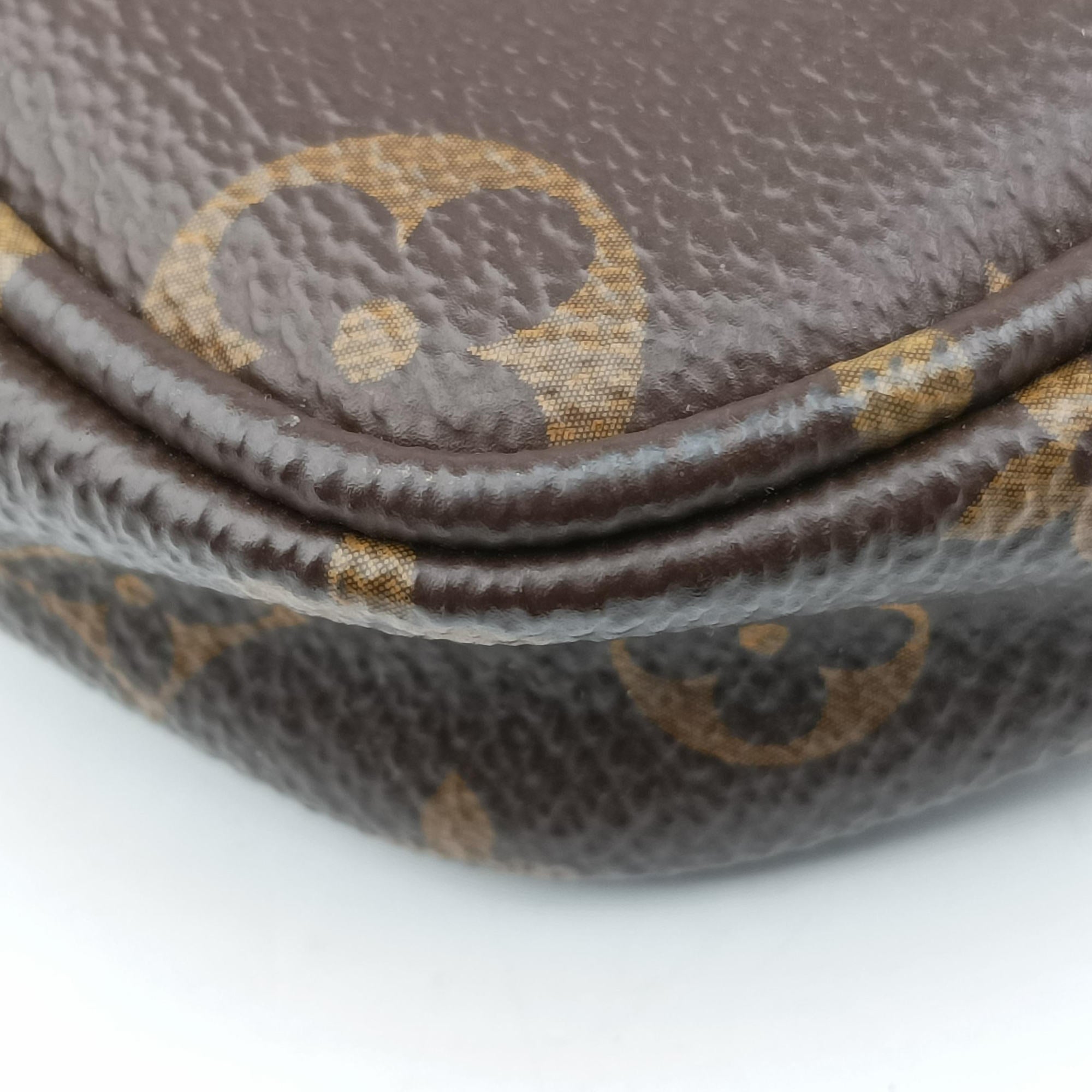 Pre-owned Louis Vuitton MULTI POCHETTE ACCESSOIRES brown×khaki Monogram Canvas M44840 shoulderbag | stylenewstar
