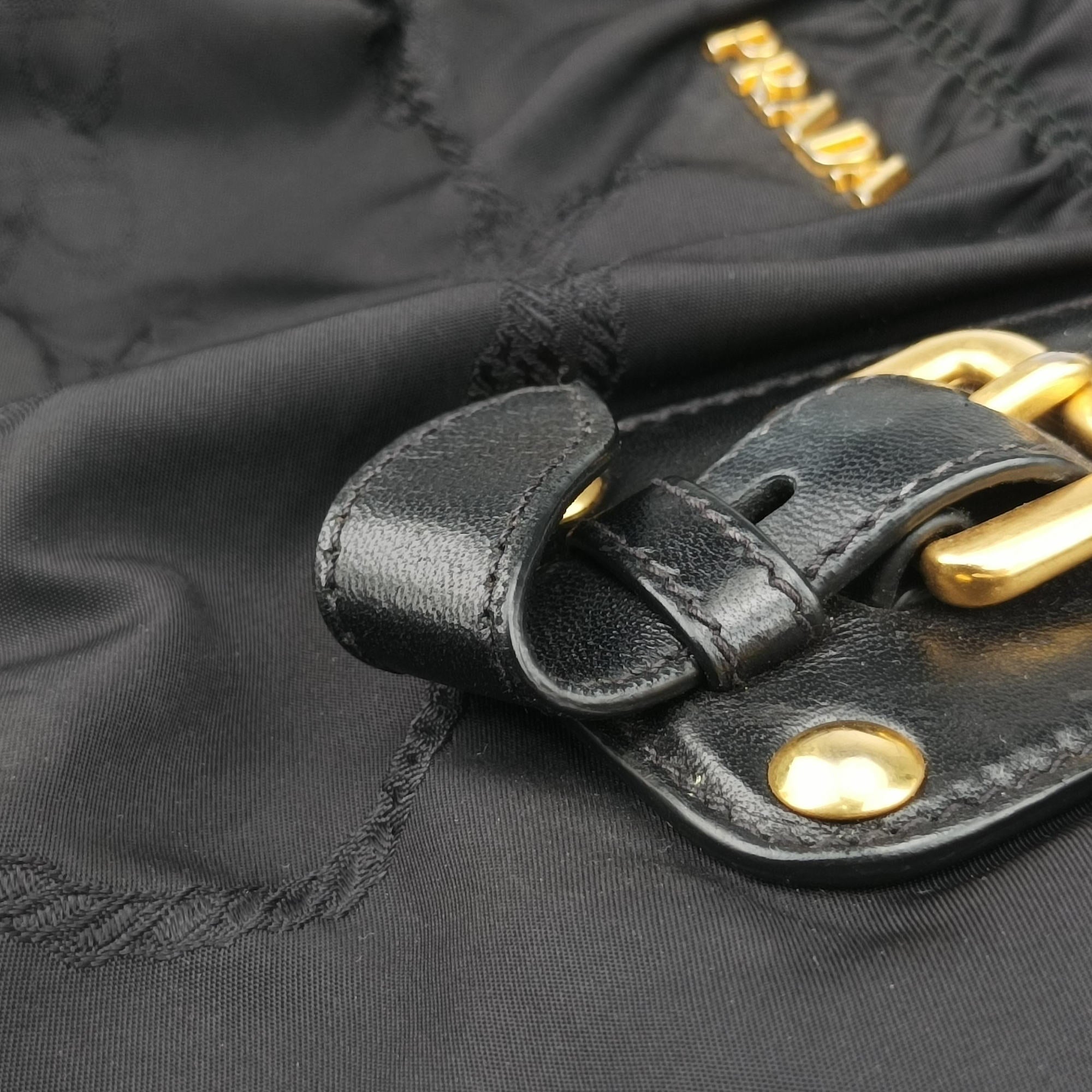 Pre-owned Prada Gaufre Black Nylon BR4259 shoulderbag | stylenewstar