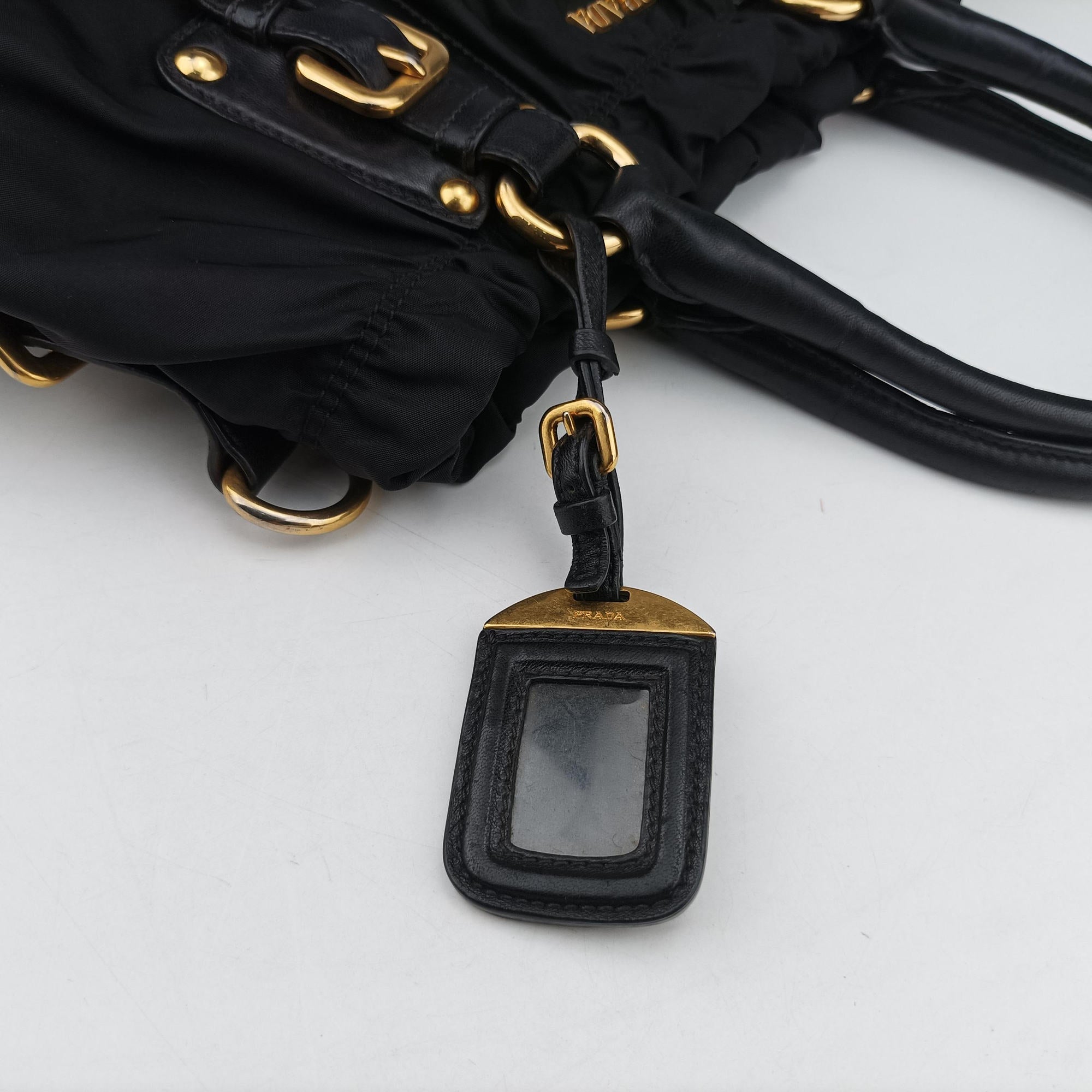 Pre-owned Prada Gaufre Black Nylon BR4259 shoulderbag | stylenewstar