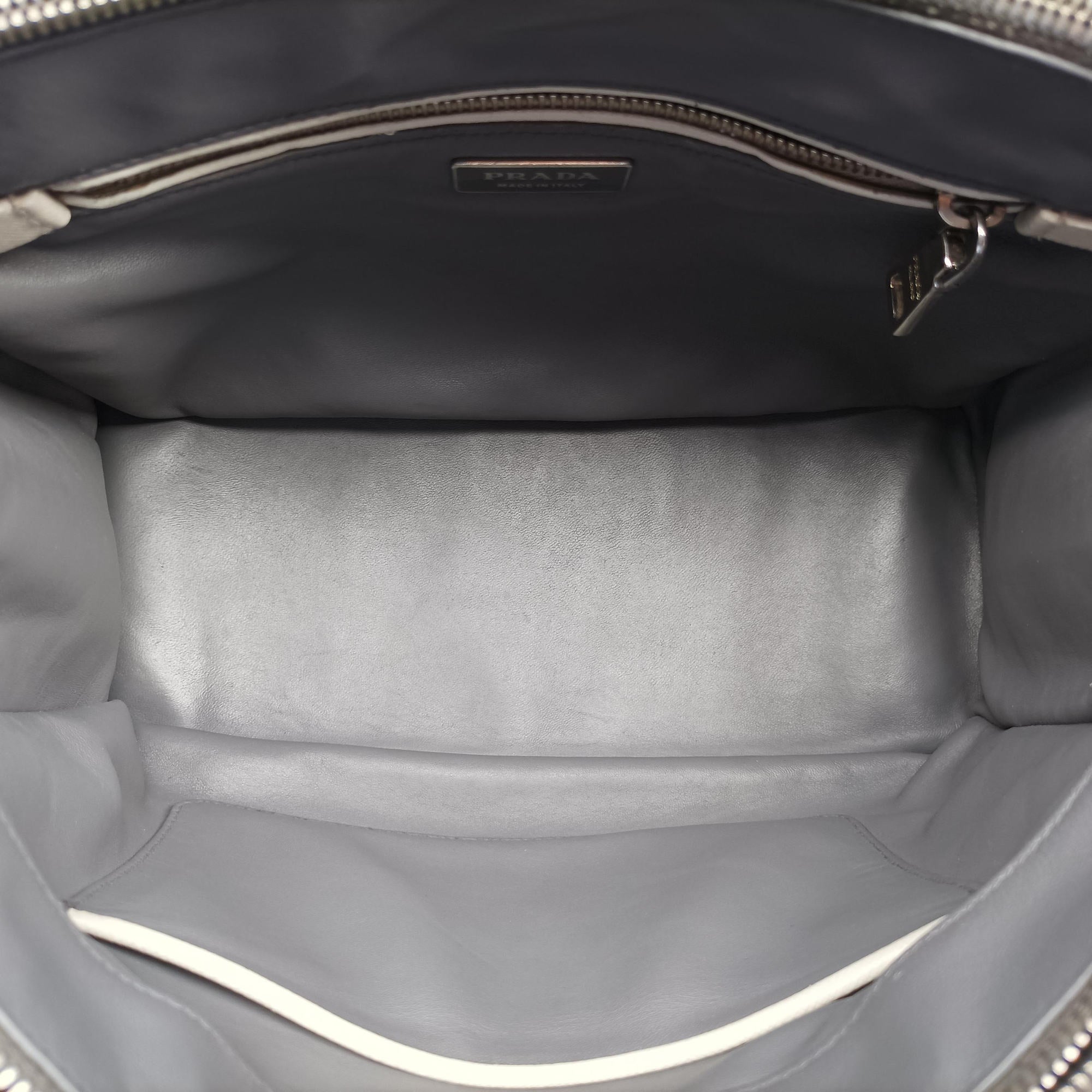 Vintage Prada Galleria White× Gray Saffiano Leather  shoulderbag | stylenewstar