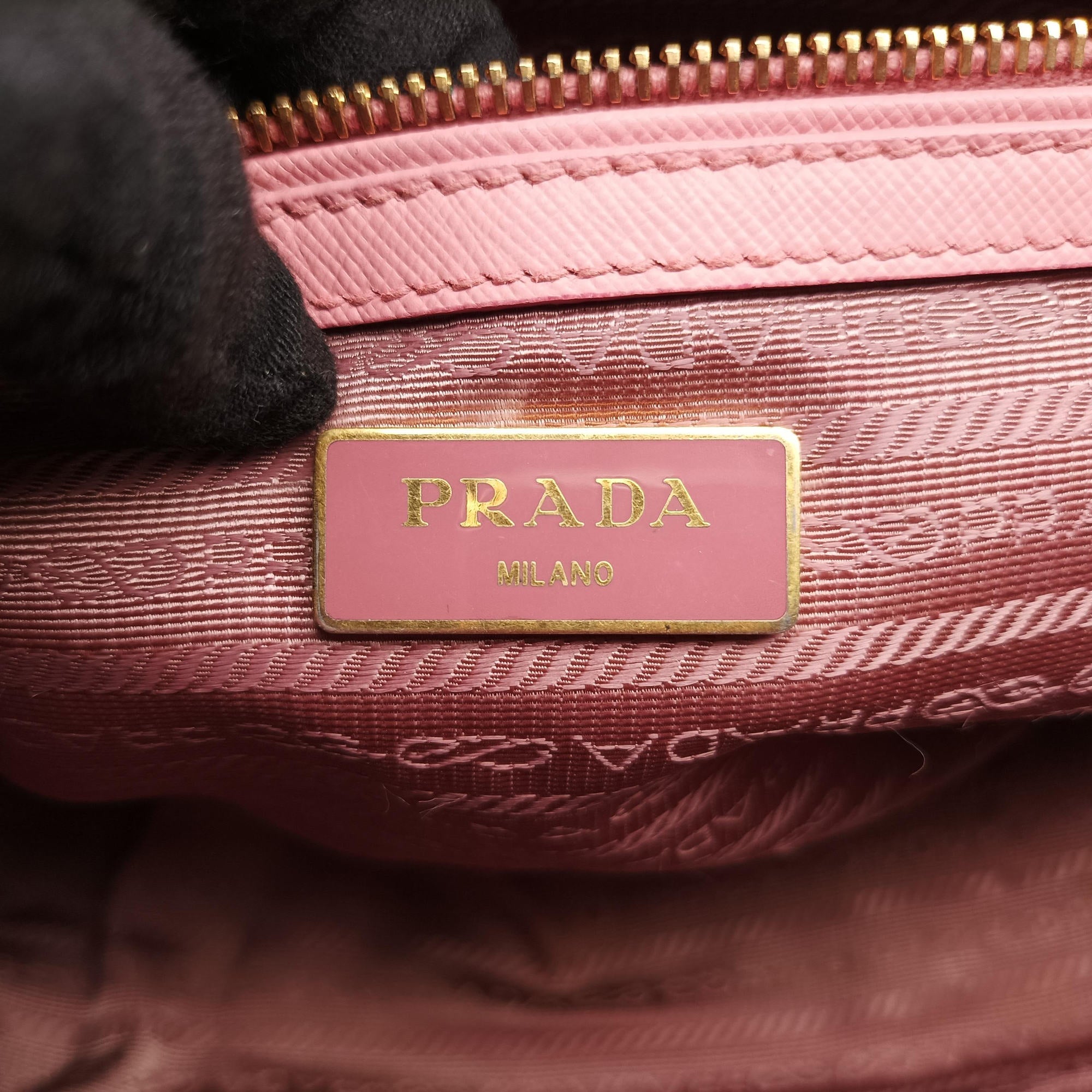 Pre-owned Prada Galleria Pink SAFFIANO Leather BN1786 shoulderbag | stylenewstar