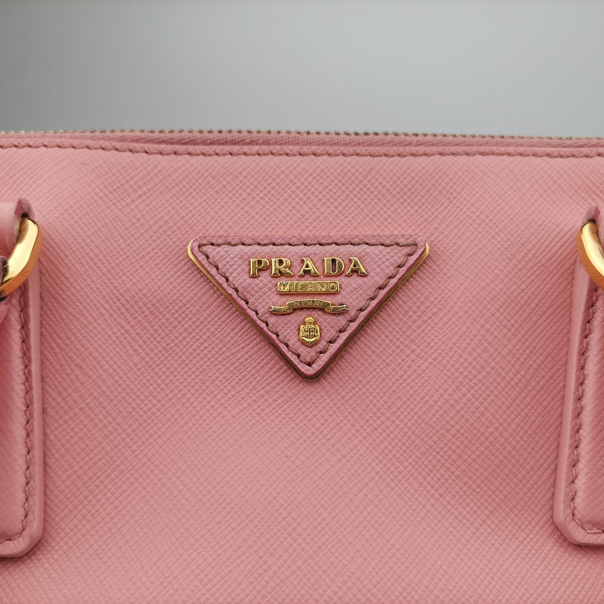 Pre-owned Prada Galleria Pink SAFFIANO Leather BN1786 shoulderbag | stylenewstar