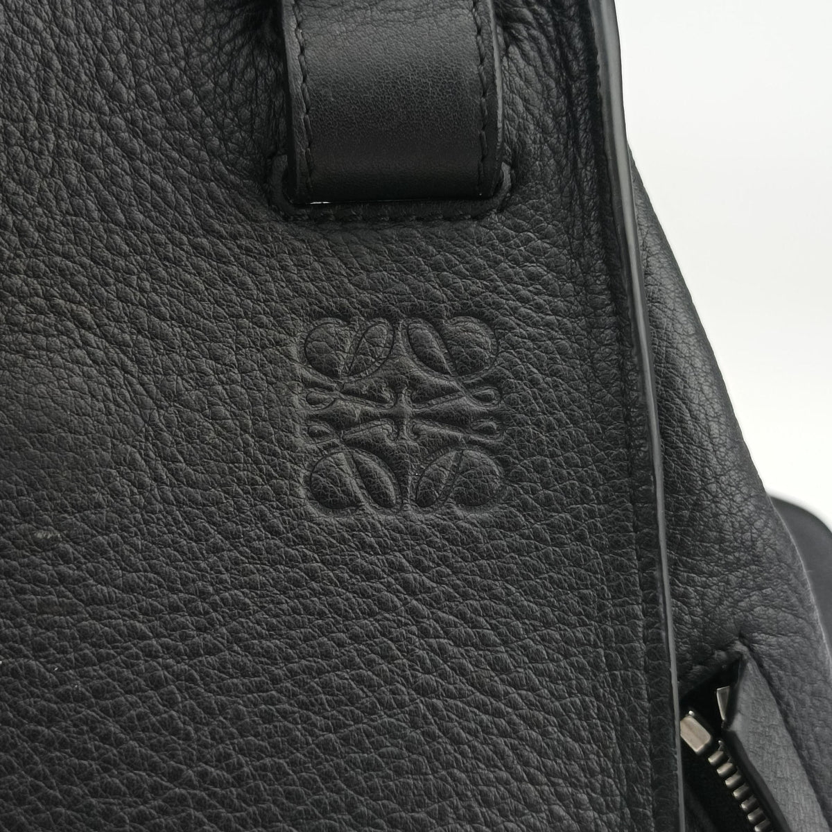 Pre-owned Loewe hammock Black leather  shoulderbag | stylenewstar