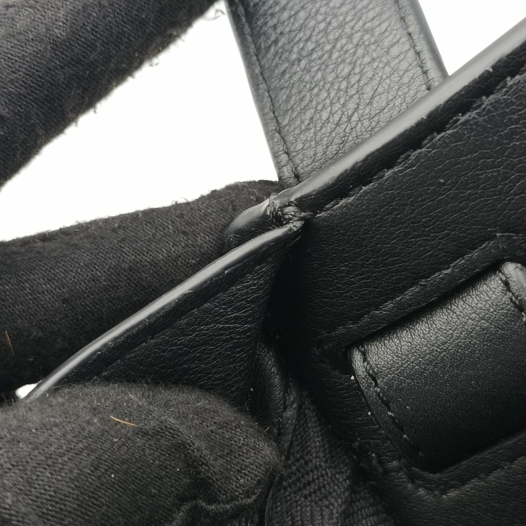 Pre-owned Loewe hammock Black leather  shoulderbag | stylenewstar
