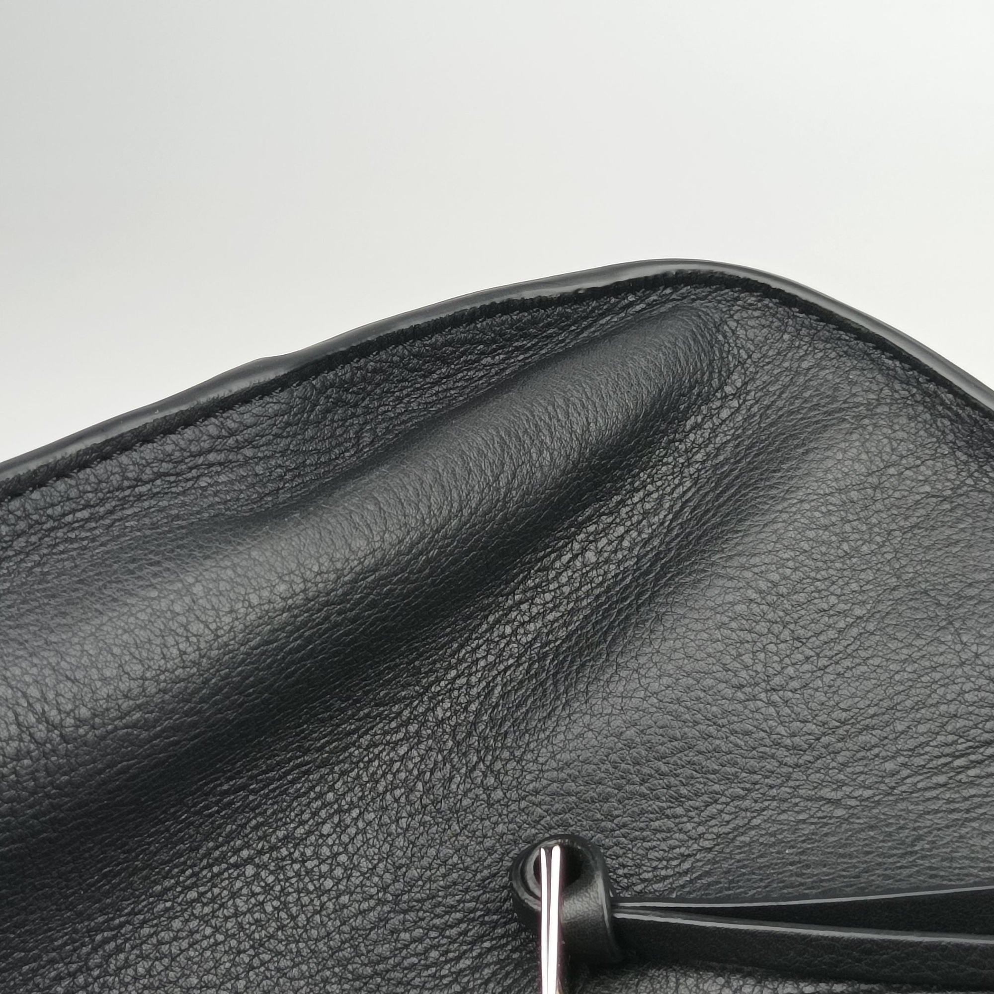 Pre-owned Loewe hammock Black leather  shoulderbag | stylenewstar