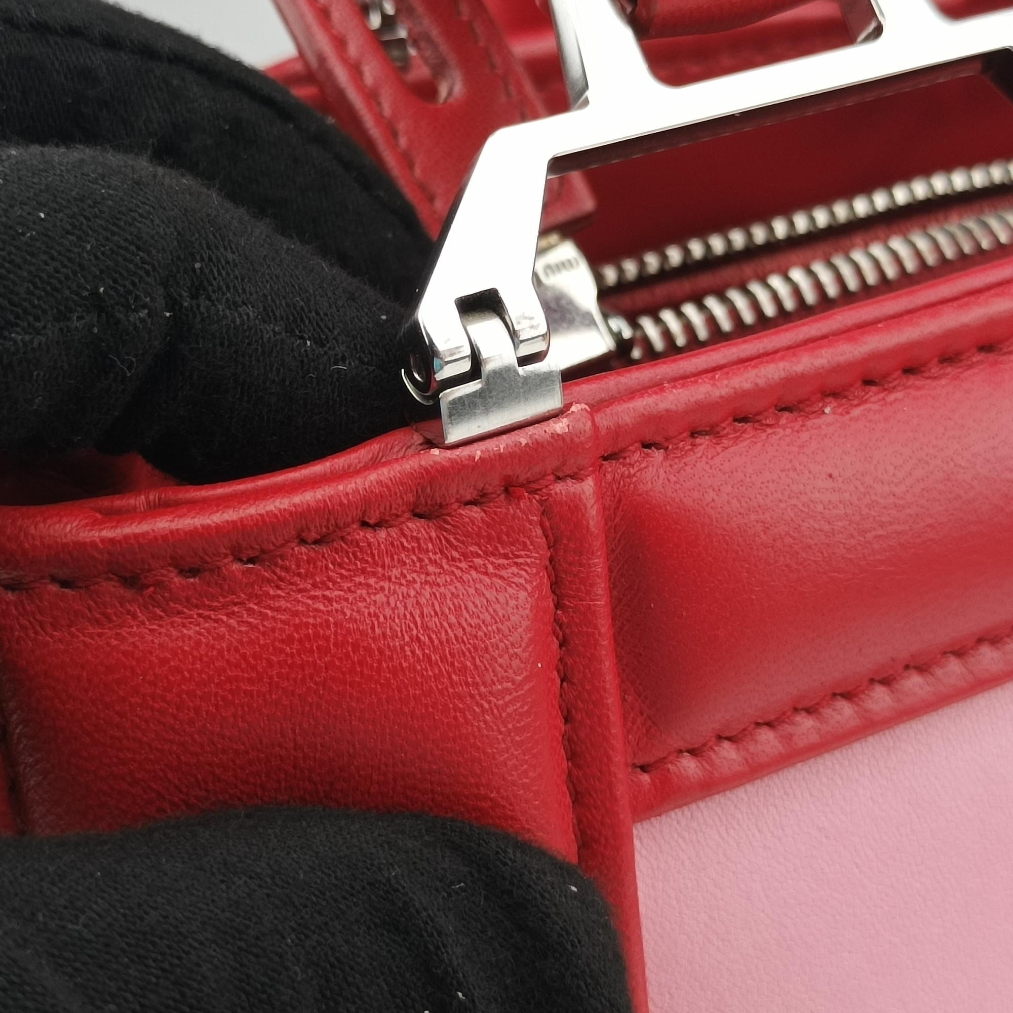 Secondhand Miu Miu Madras Pink × Red Leather  shoulderbag | stylenewstar