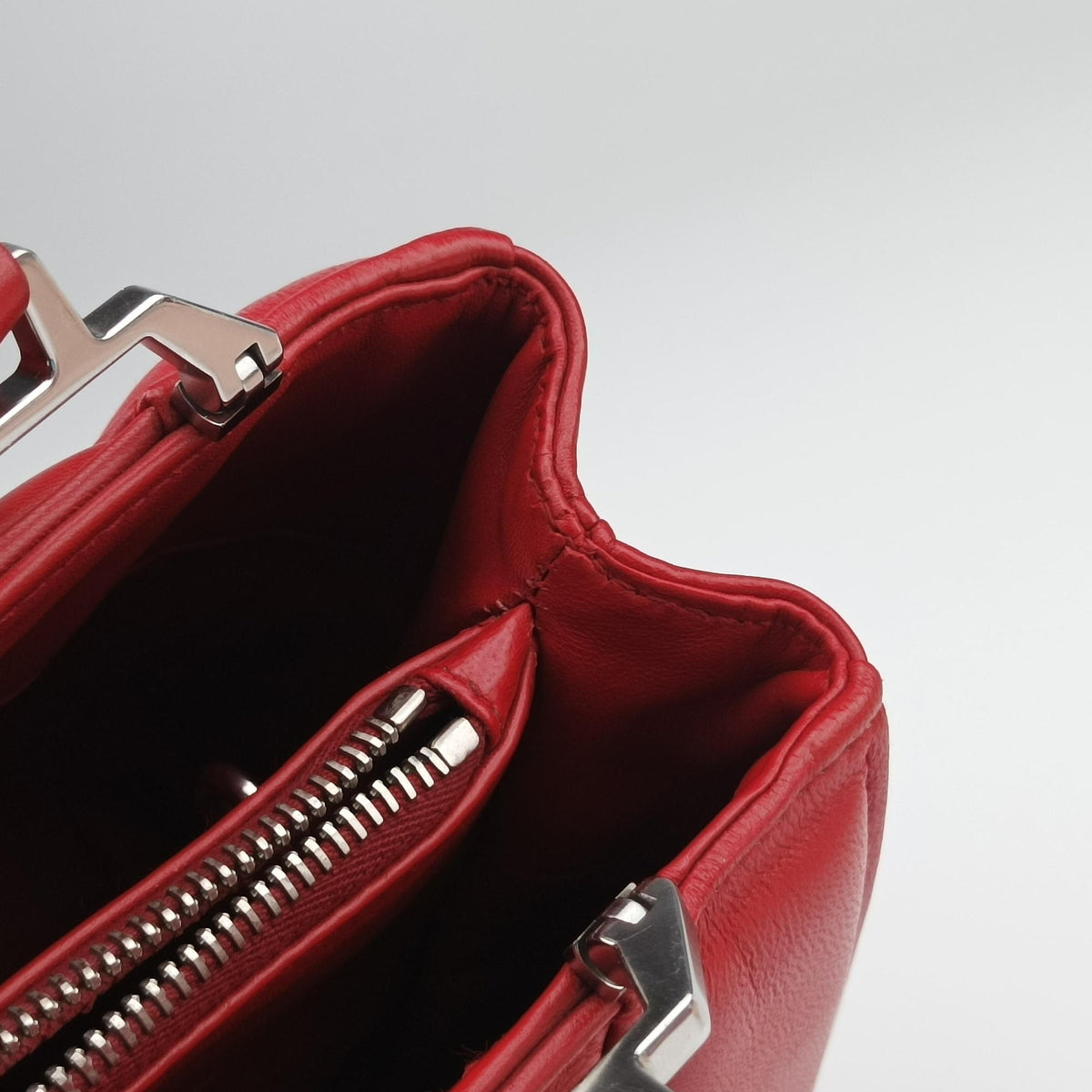 Secondhand Miu Miu Madras Pink × Red Leather  shoulderbag | stylenewstar