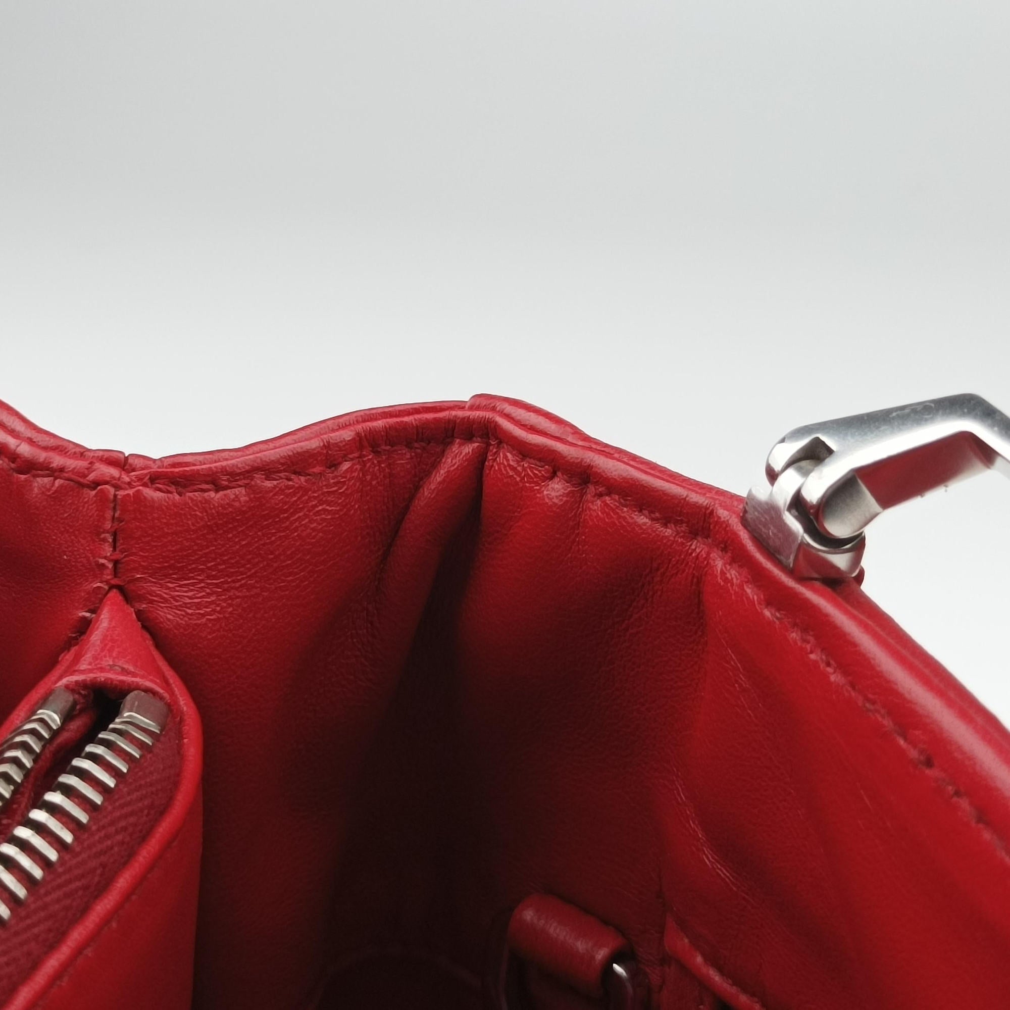 Secondhand Miu Miu Madras Pink × Red Leather  shoulderbag | stylenewstar