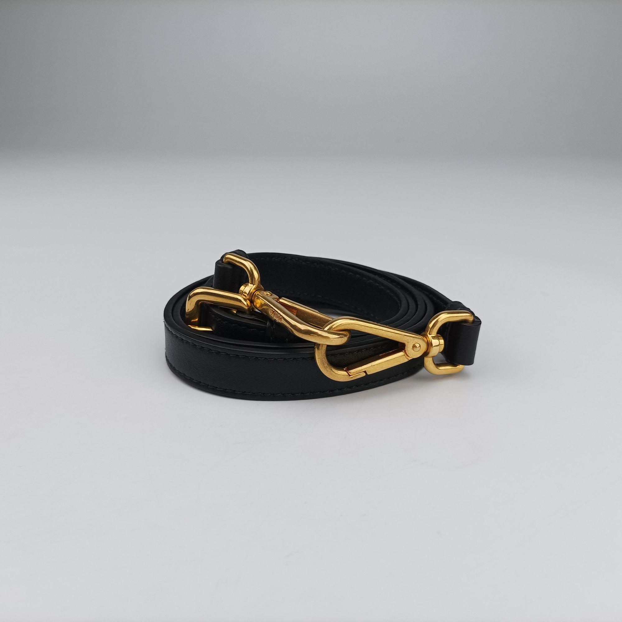 Secondhand Prada Vitello Daino Logo Black Leather BN1903 shoulderbag | stylenewstar