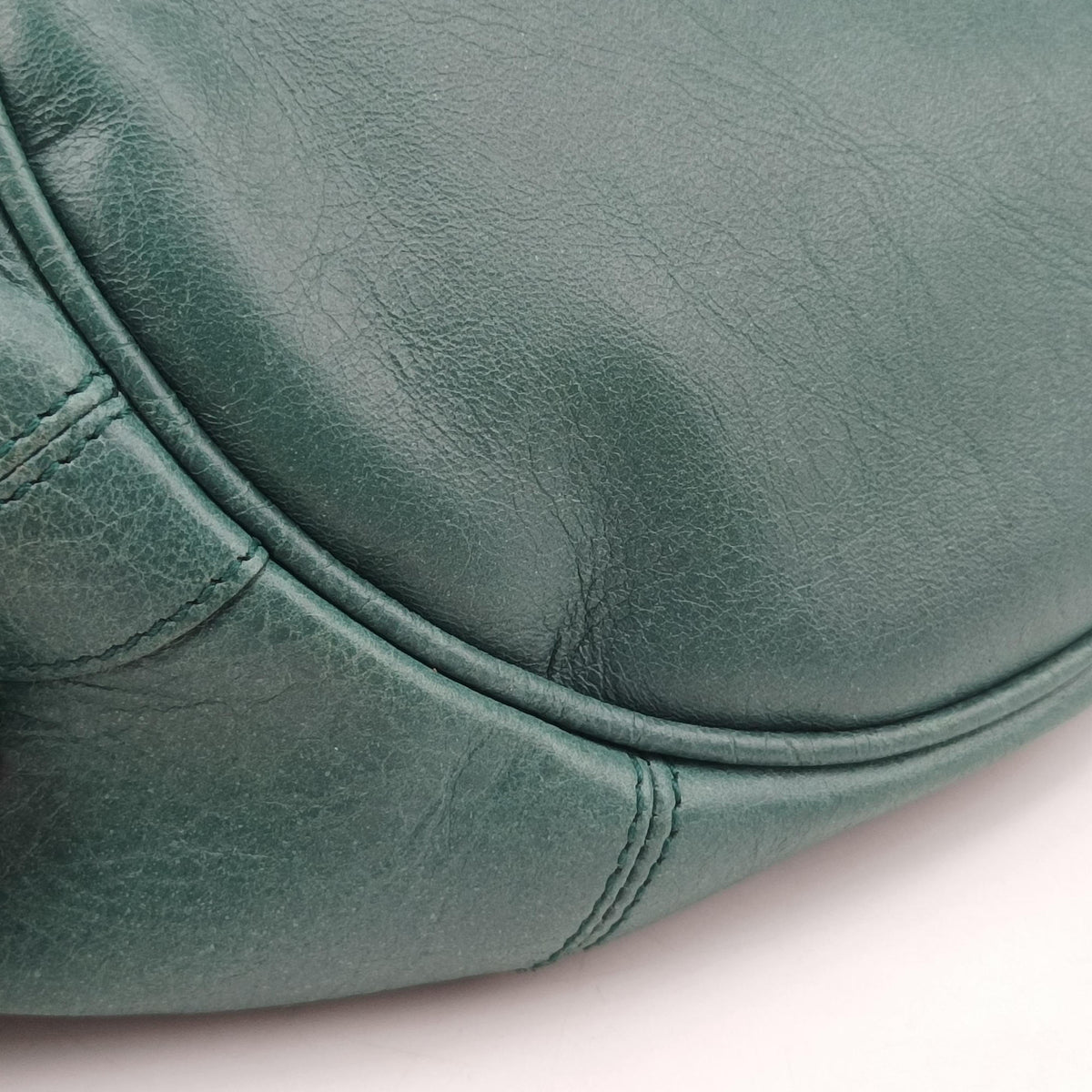 Pre-owned Balenciaga Mini Pompon Green lambskin  shoulderbag | stylenewstar