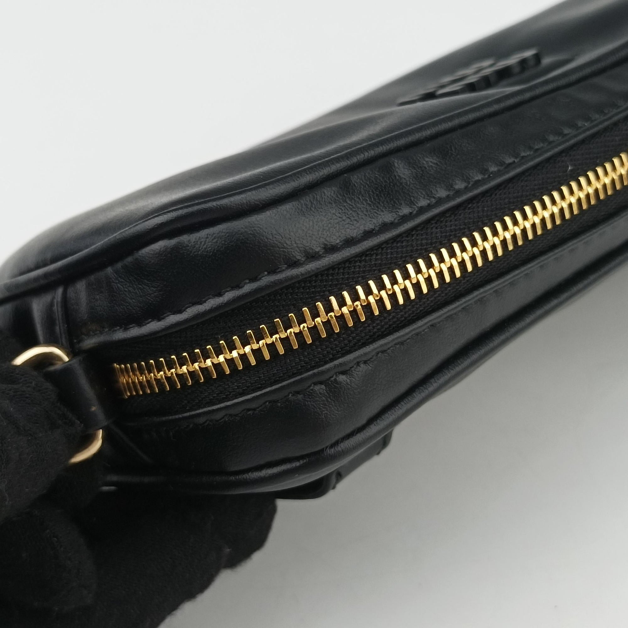 Secondhand Miu Miu Logo belt Black leather  bum bag/waist bag | stylenewstar