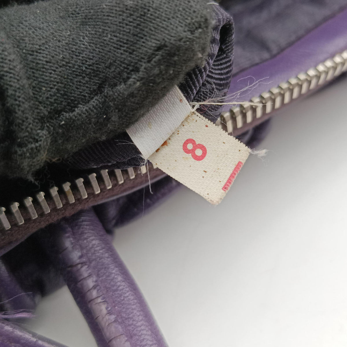 Vintage Prada ribbon gather Purple Leather BN1631 shoulderbag | stylenewstar