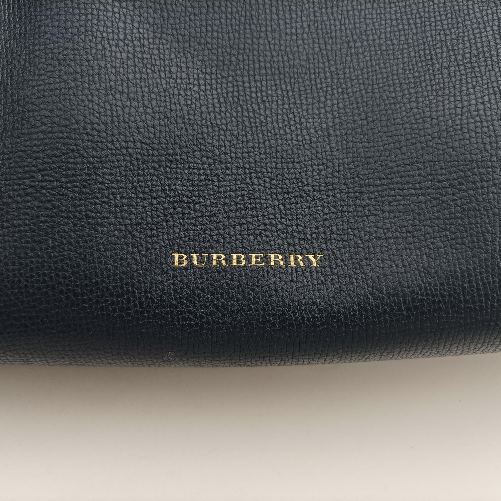 Pre-owned Burberry The Banner Navy×Multicolor Leather × Canvas  handbag | stylenewstar