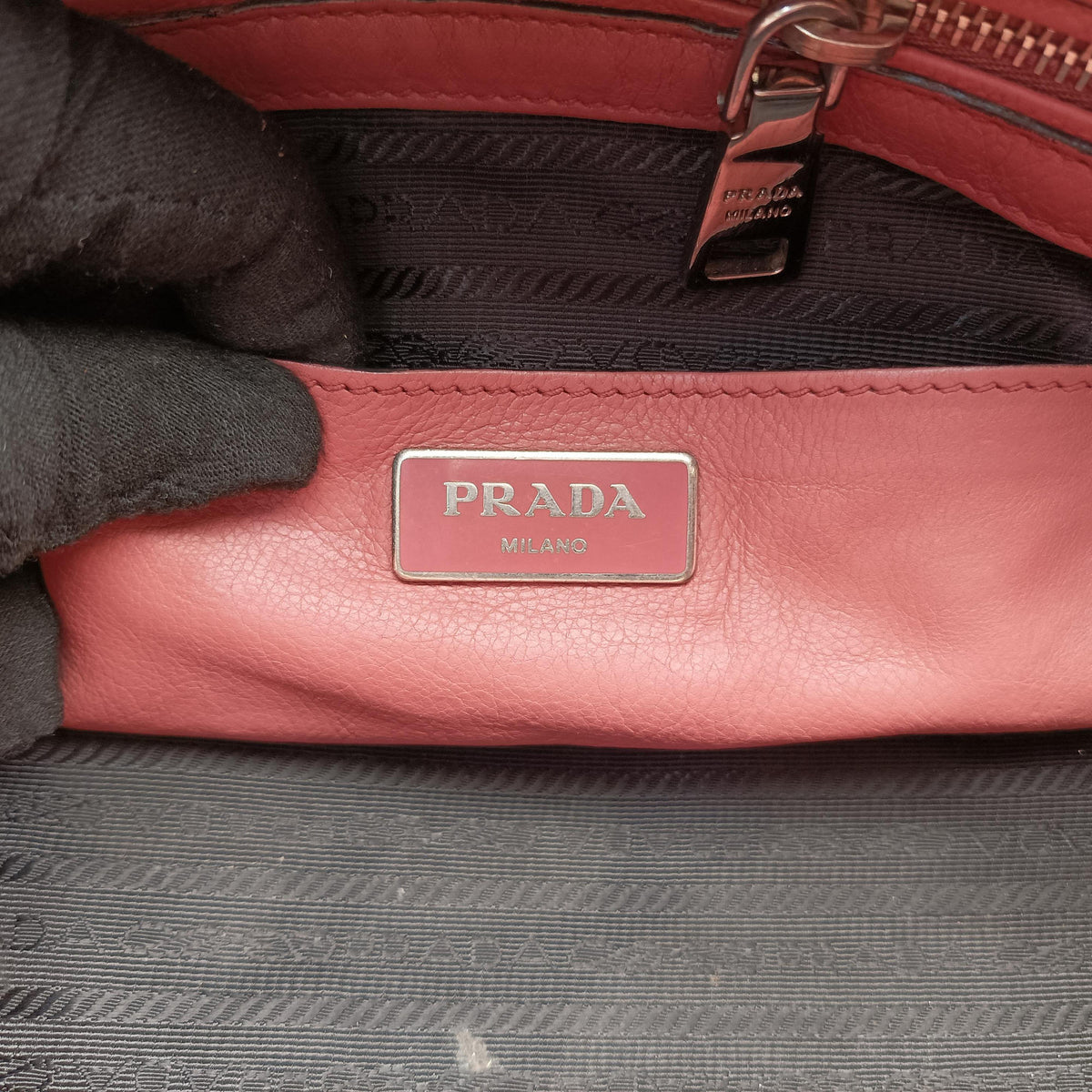 Secondhand Prada Twin Pocket Winged Tote Pink Leather BN2619 shoulderbag | stylenewstar