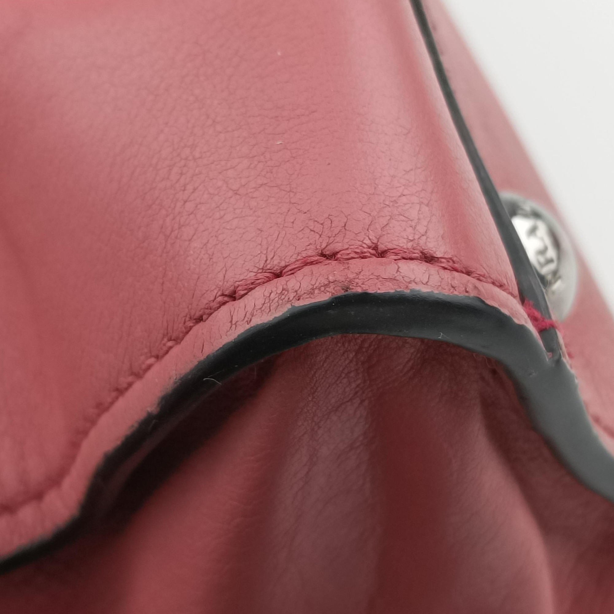 Secondhand Prada Twin Pocket Winged Tote Pink Leather BN2619 shoulderbag | stylenewstar