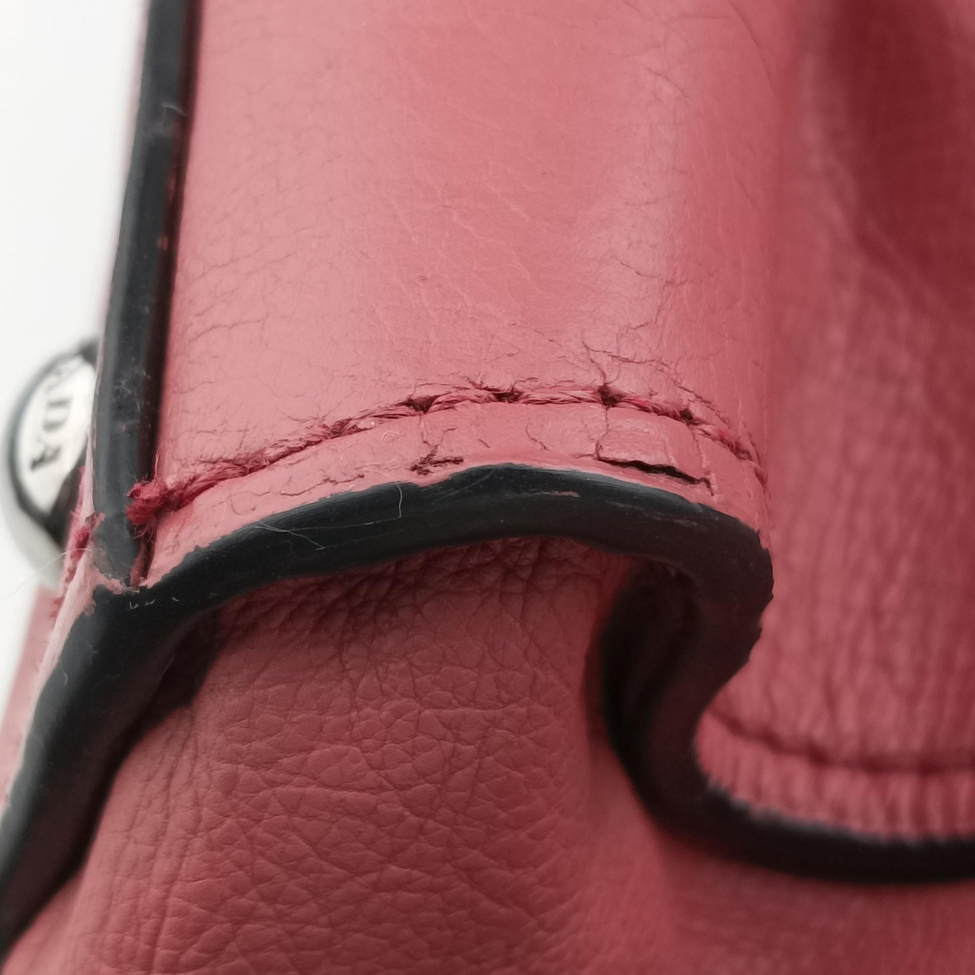 Secondhand Prada Twin Pocket Winged Tote Pink Leather BN2619 shoulderbag | stylenewstar