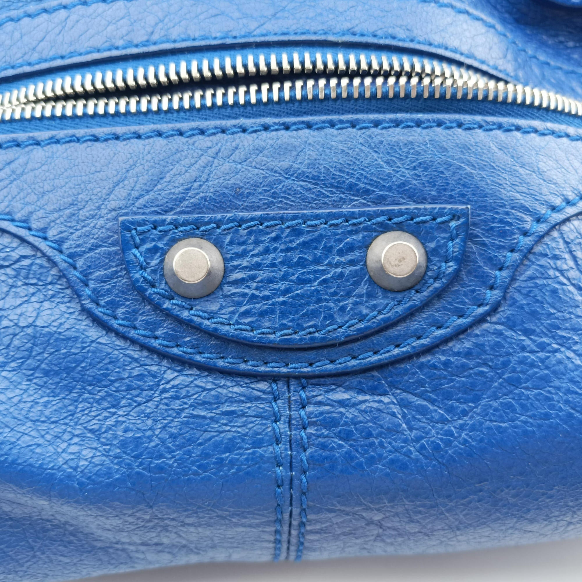 Pre-owned Balenciaga Giant City Blue Lambskin  shoulderbag | stylenewstar