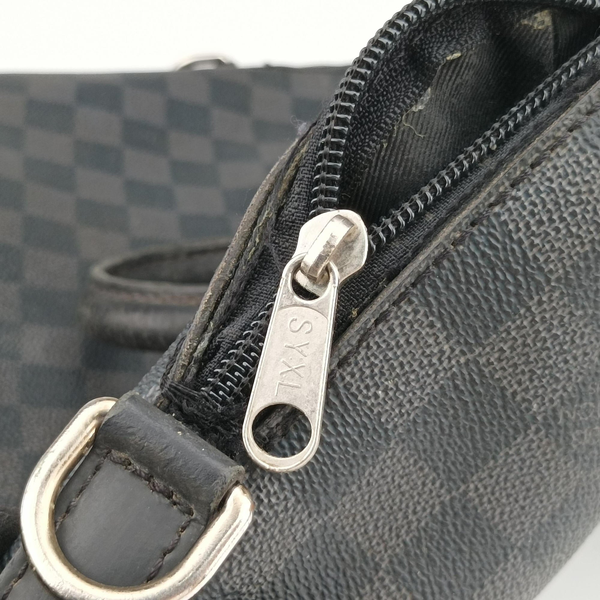 Pre-owned Louis Vuitton Porte-Documents Jour NM Noir Damier Graphite N48260 handbag | stylenewstar