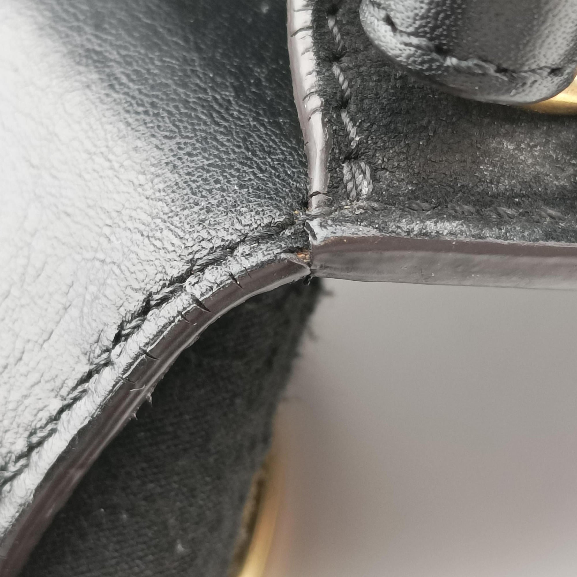 Pre-owned Chloe Bracelet Nile Black Leather  shoulderbag | stylenewstar