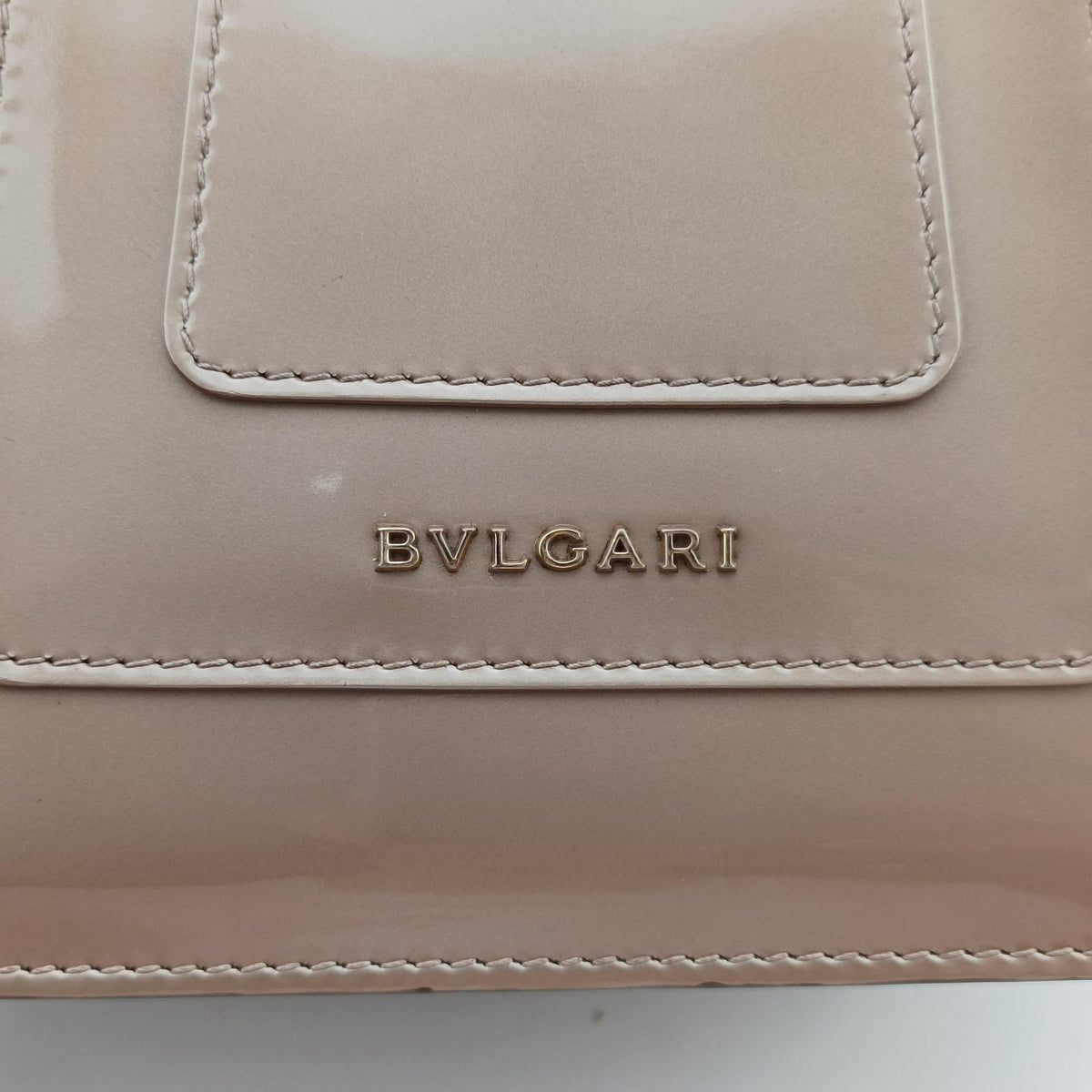 Secondhand Bvlgari SERPENTI FOREVER Golden Patent  shoulderbag | stylenewstar