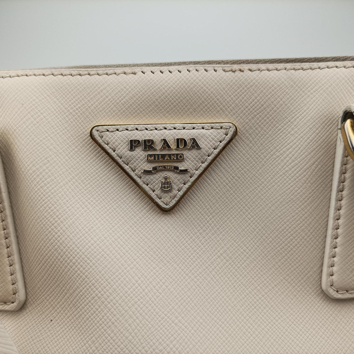 Secondhand Prada Galleria Beige SAFFIANO Leather BN1786 handbag | stylenewstar