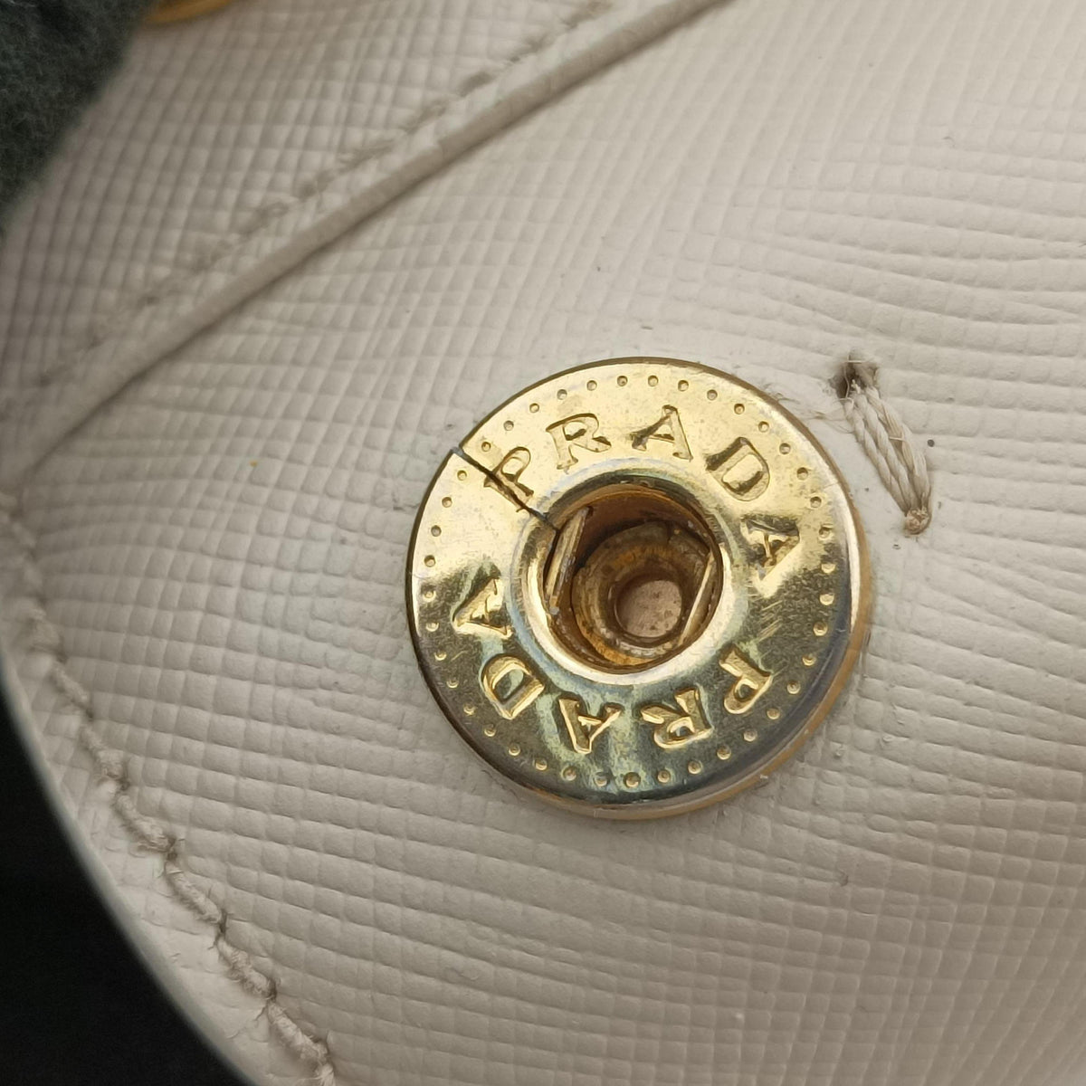 Secondhand Prada Galleria Beige SAFFIANO Leather BN1786 handbag | stylenewstar