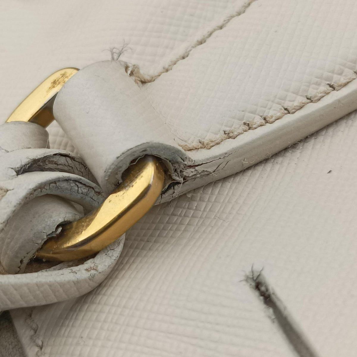 Secondhand Prada Galleria Beige SAFFIANO Leather BN1786 handbag | stylenewstar