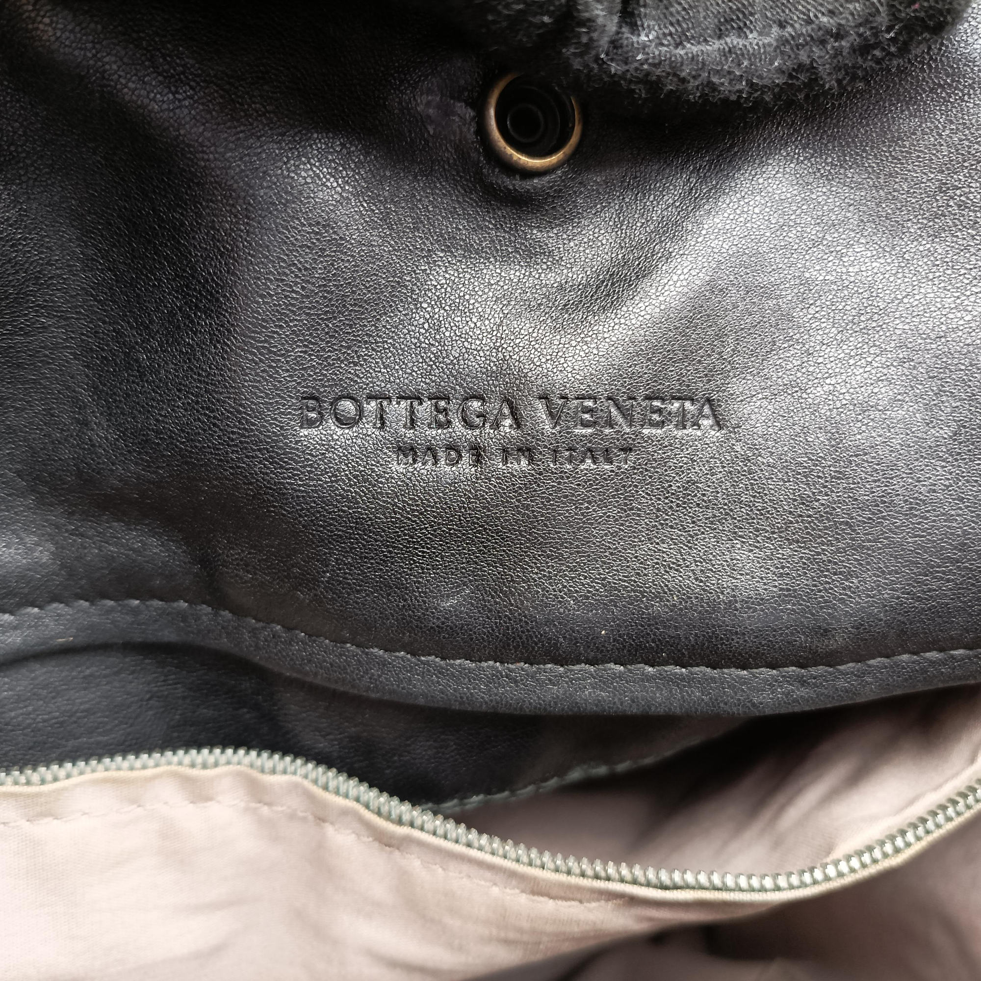 Pre-owned Bottega Veneta Intrecciato Black lambskin  shoulderbag | stylenewstar