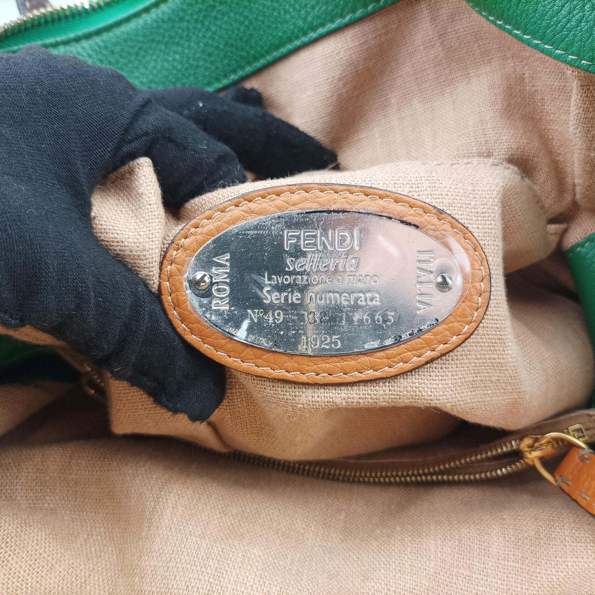 Pre-owned Fendi Two Tone Green × Brown Leather 8BN232 handbag | stylenewstar