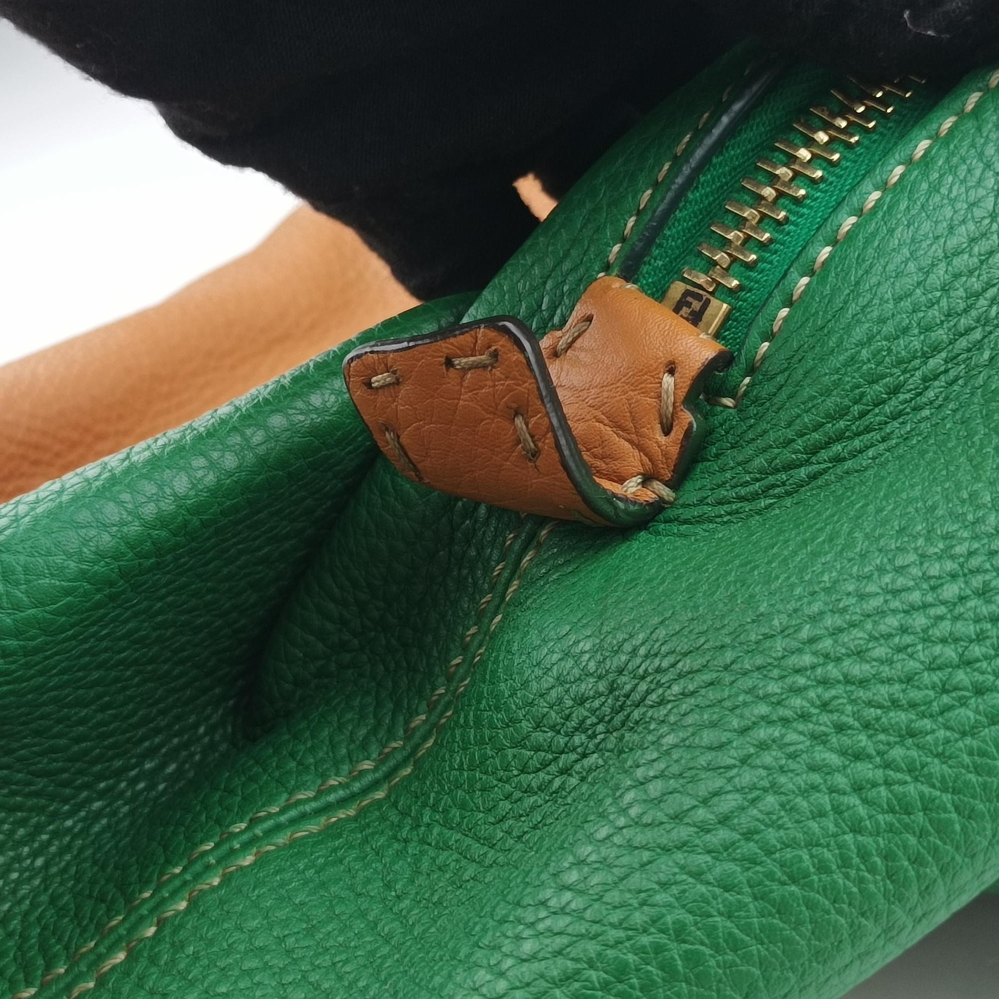 Pre-owned Fendi Two Tone Green × Brown Leather 8BN232 handbag | stylenewstar